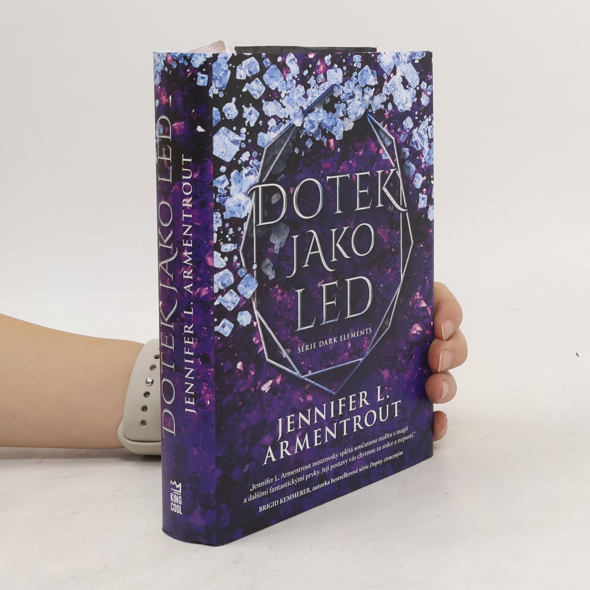 Jennifer L. Armentrout Dotek jako led
