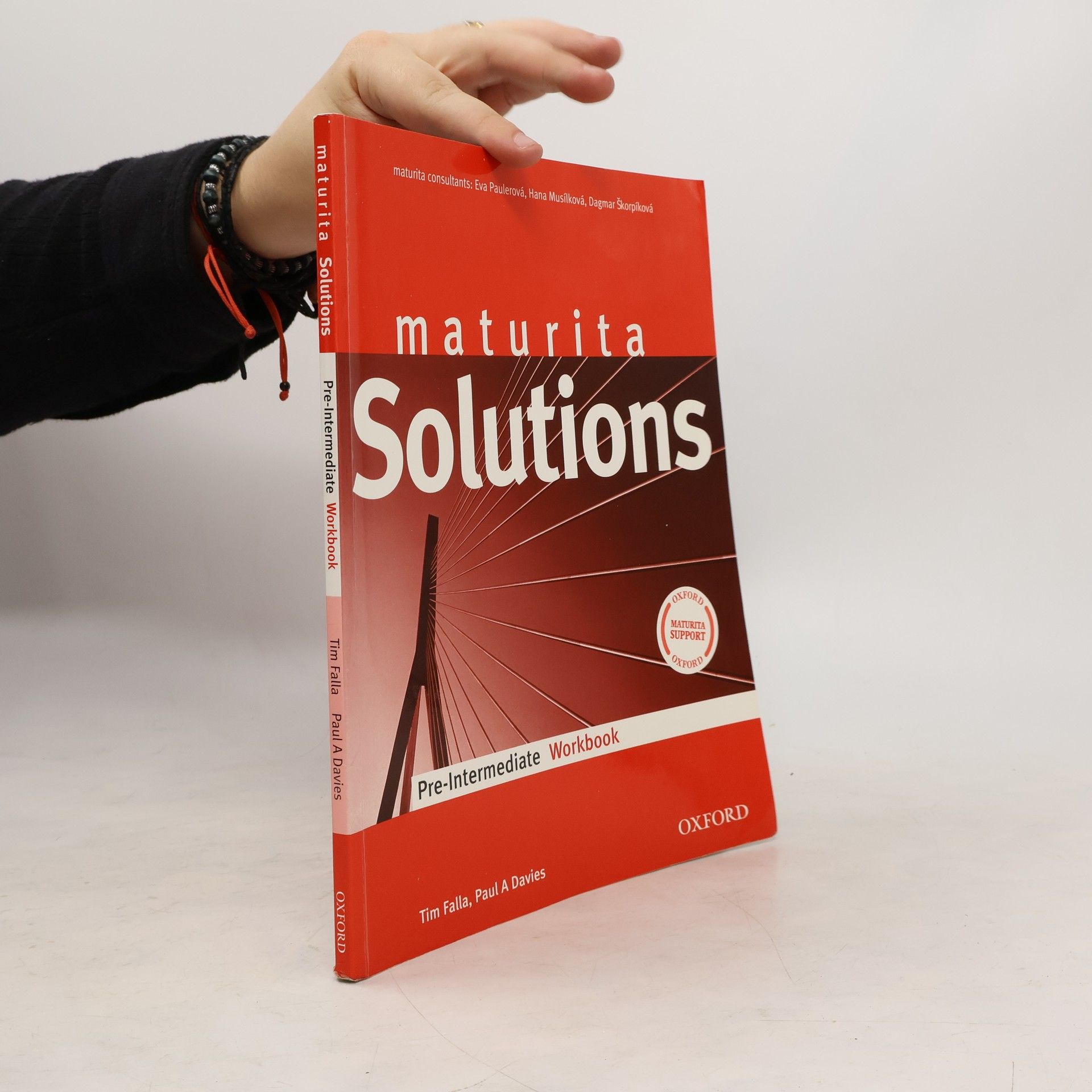 Tim Falla Maturita Solutions. Pre-Intermediate Workbook. Czech Edition