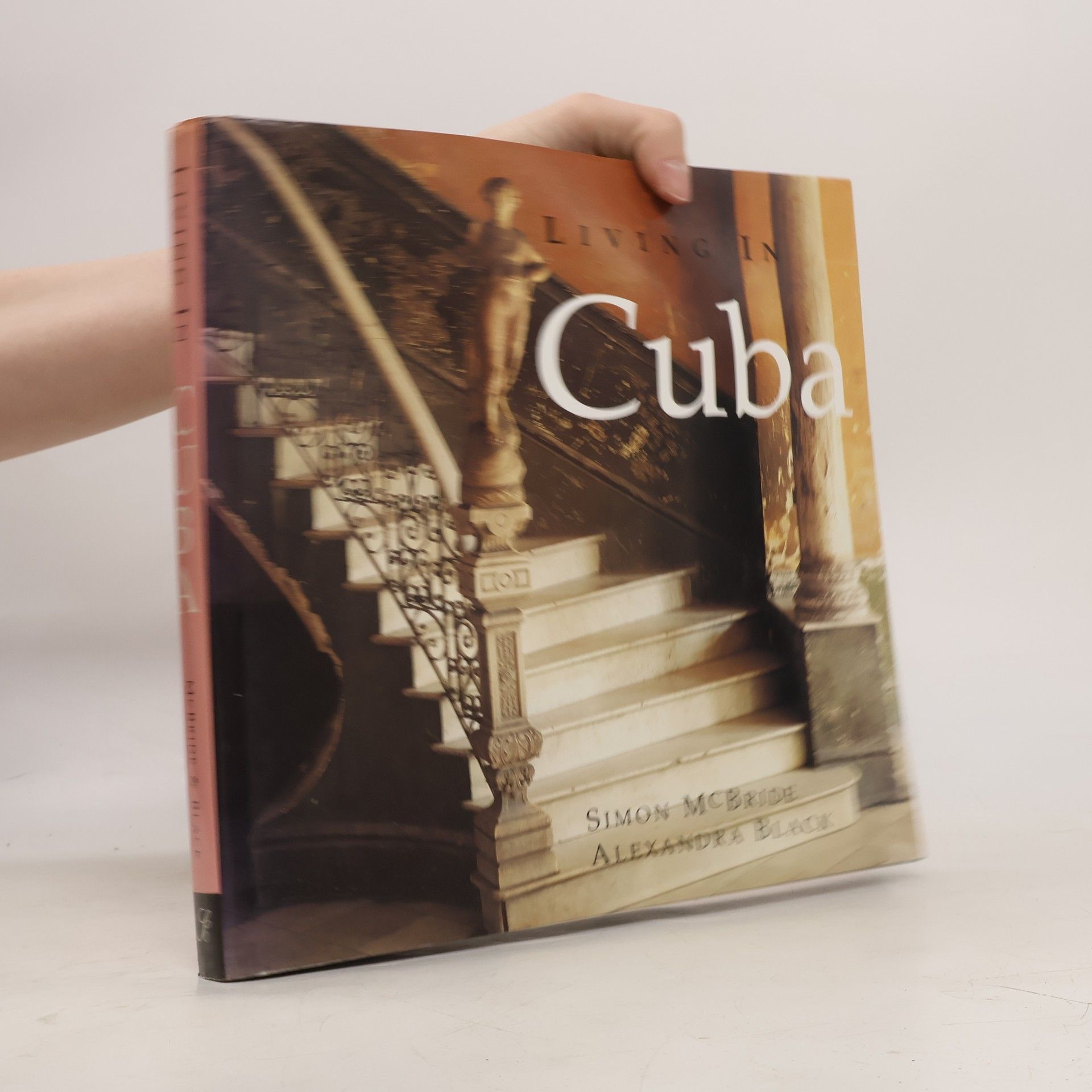 Alexandra Black Living in Cuba
