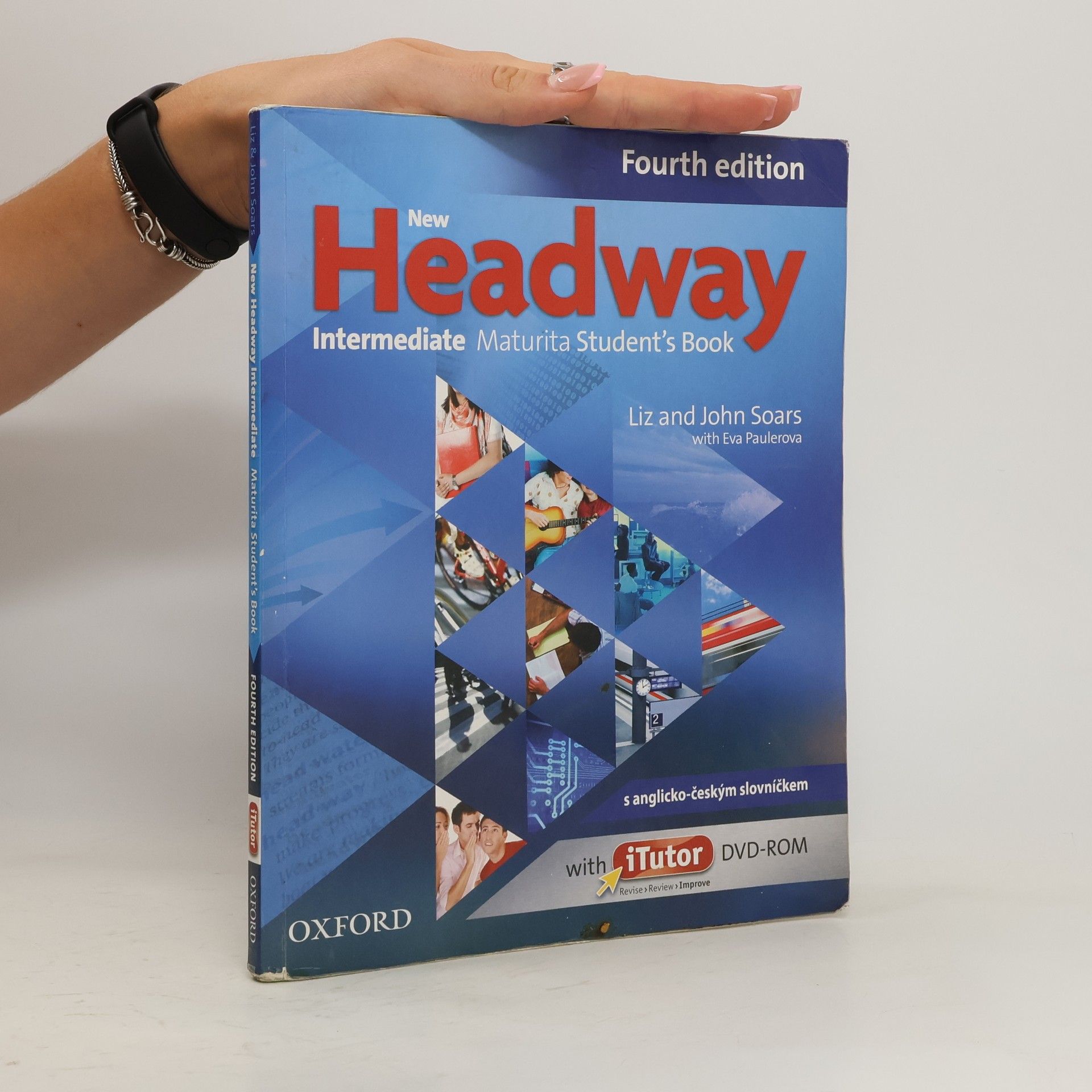 Liz Soars New Headway. Intermediate. Maturita student's book