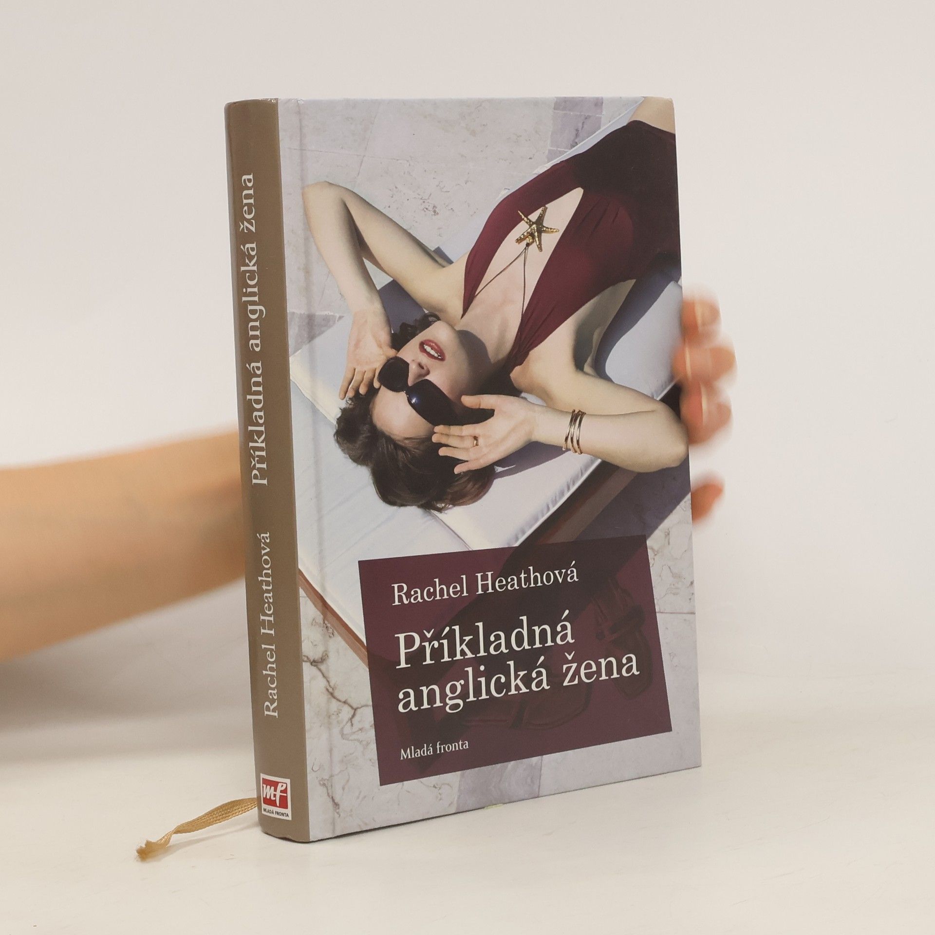 Rachel Heath Příkladná anglická žena