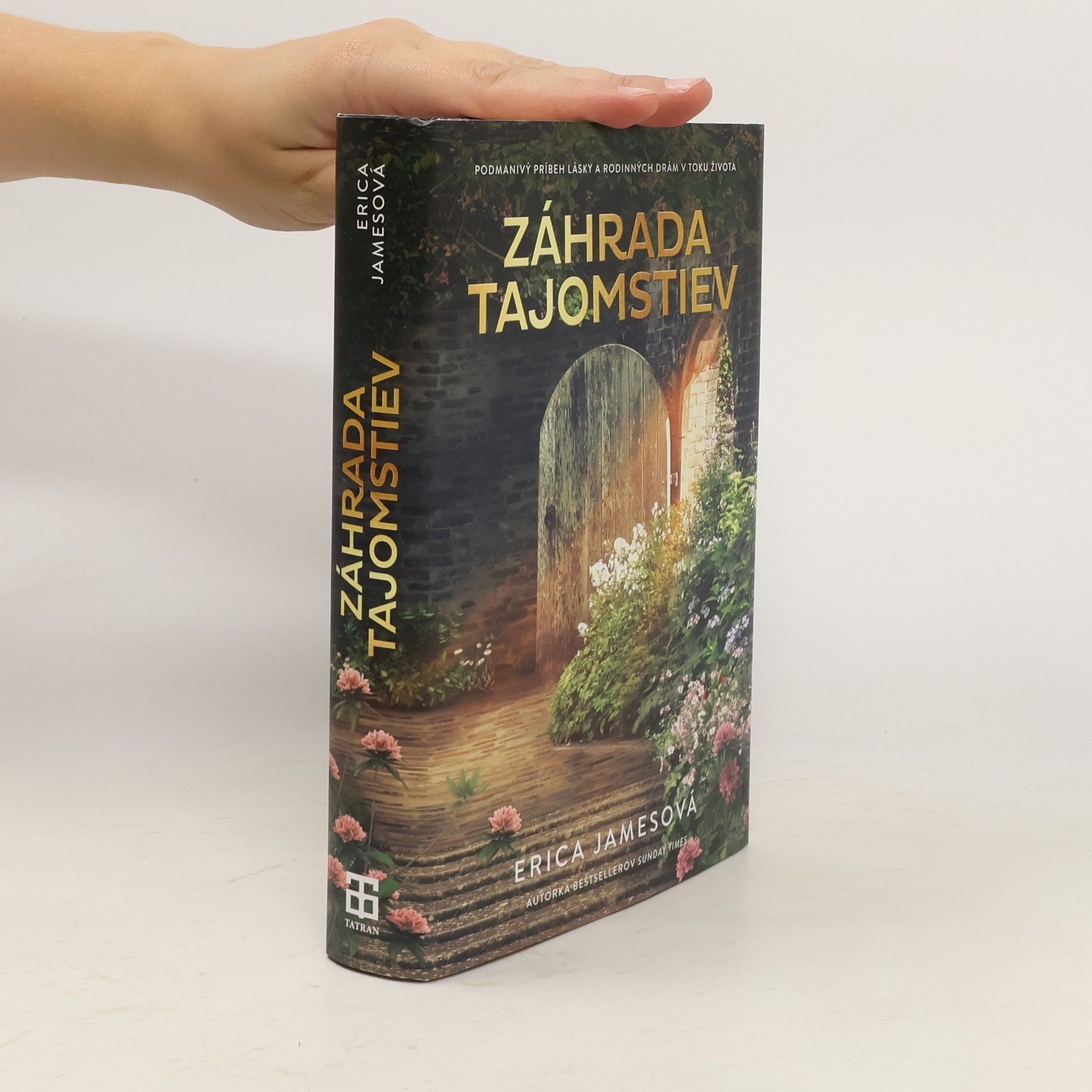 Erica James Záhrada tajomstiev