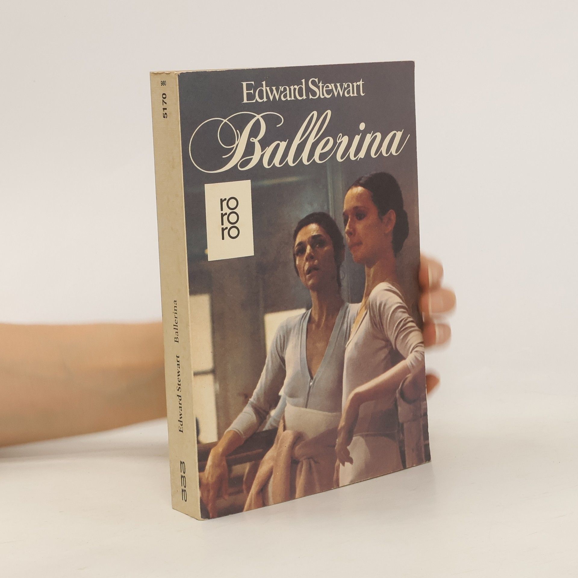 Edward Stewart Ballerina. Roman