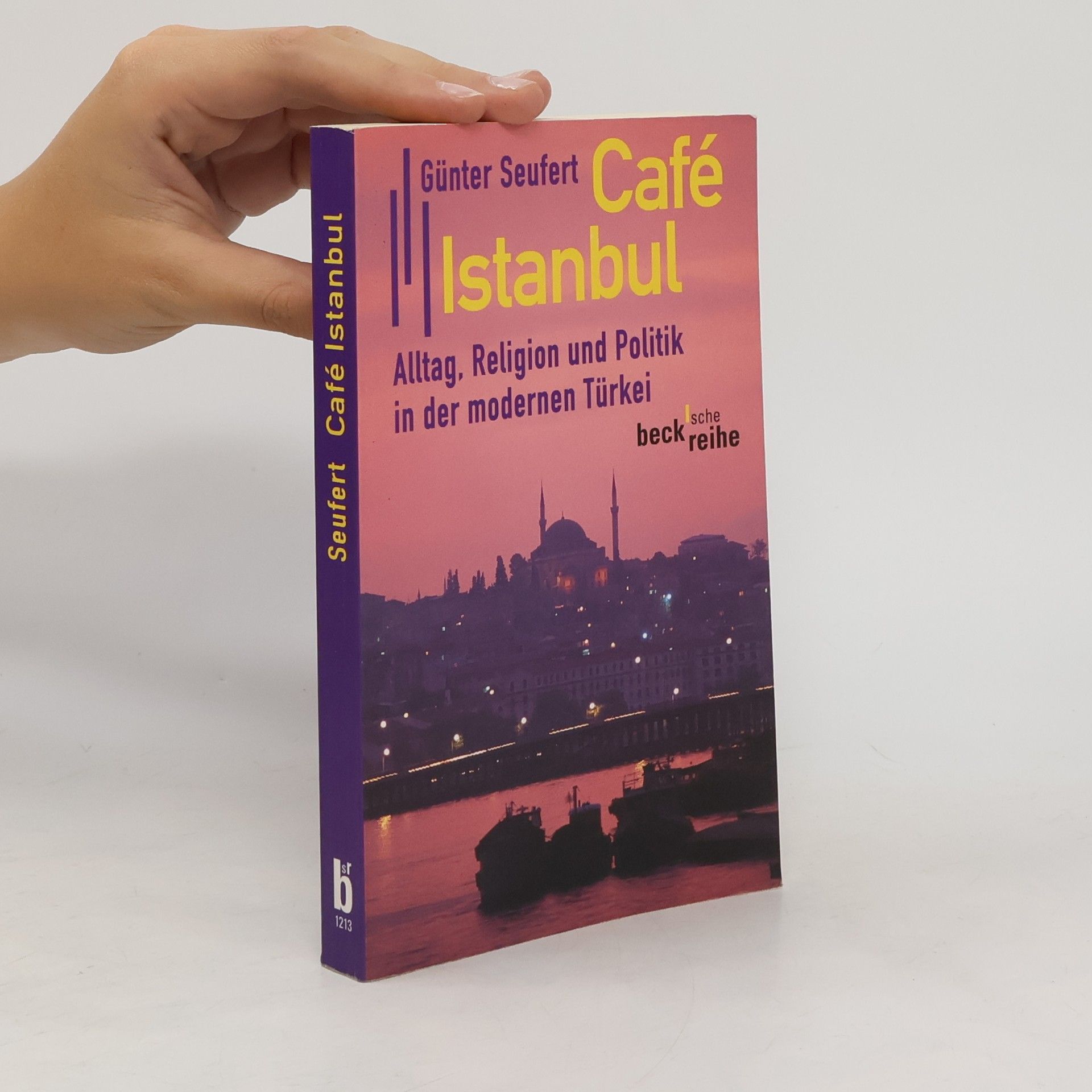 Günter Seufert Café Istanbul