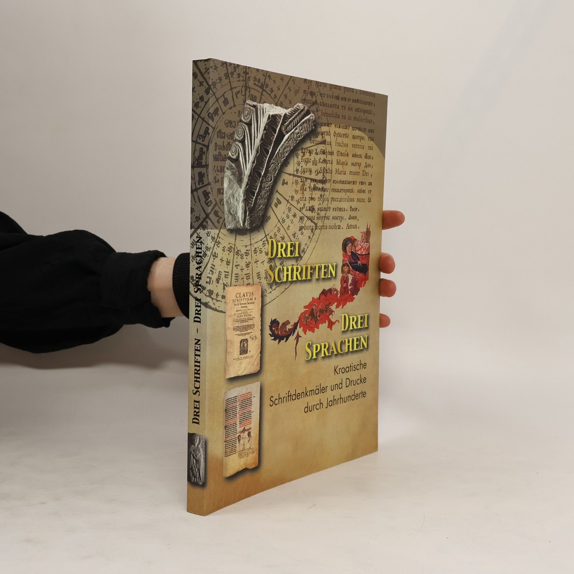 Collectif d'auteurs Drei Schriften. Drei Sprachen
