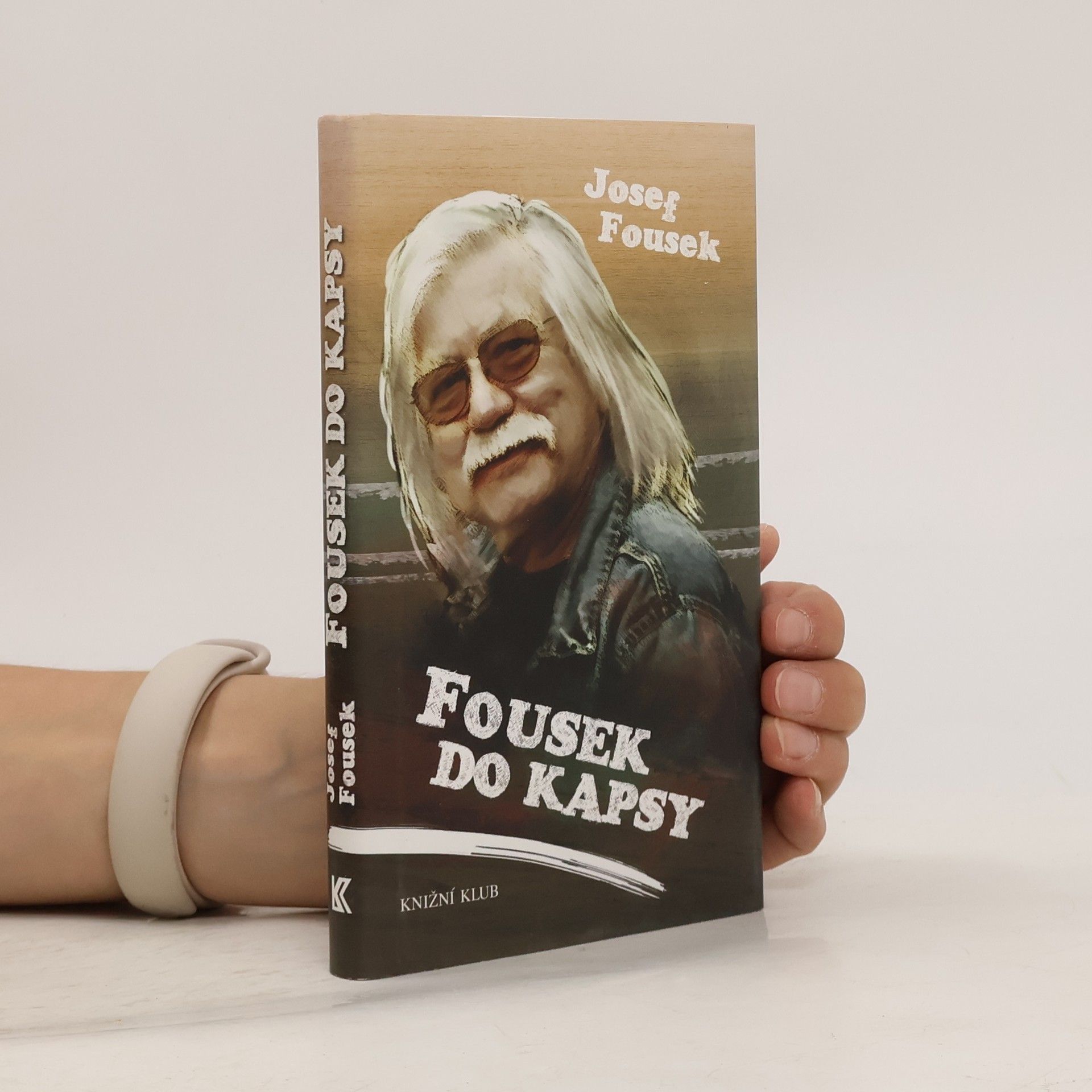 Josef Fousek Fousek do kapsy. Výběr 1969-2012. Epigramy, aforismy, satira