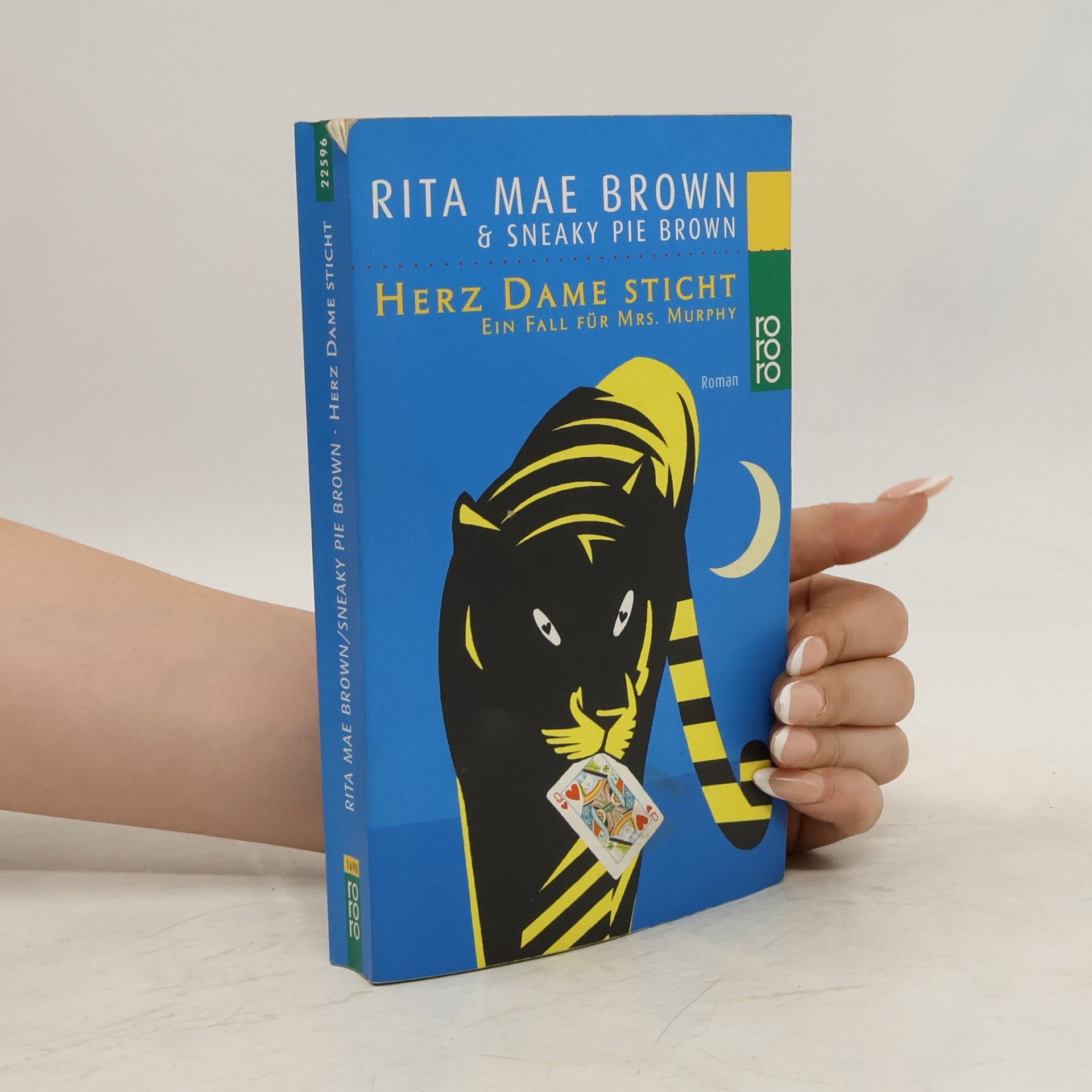 Rita Mae Brown Herz-Dame sticht