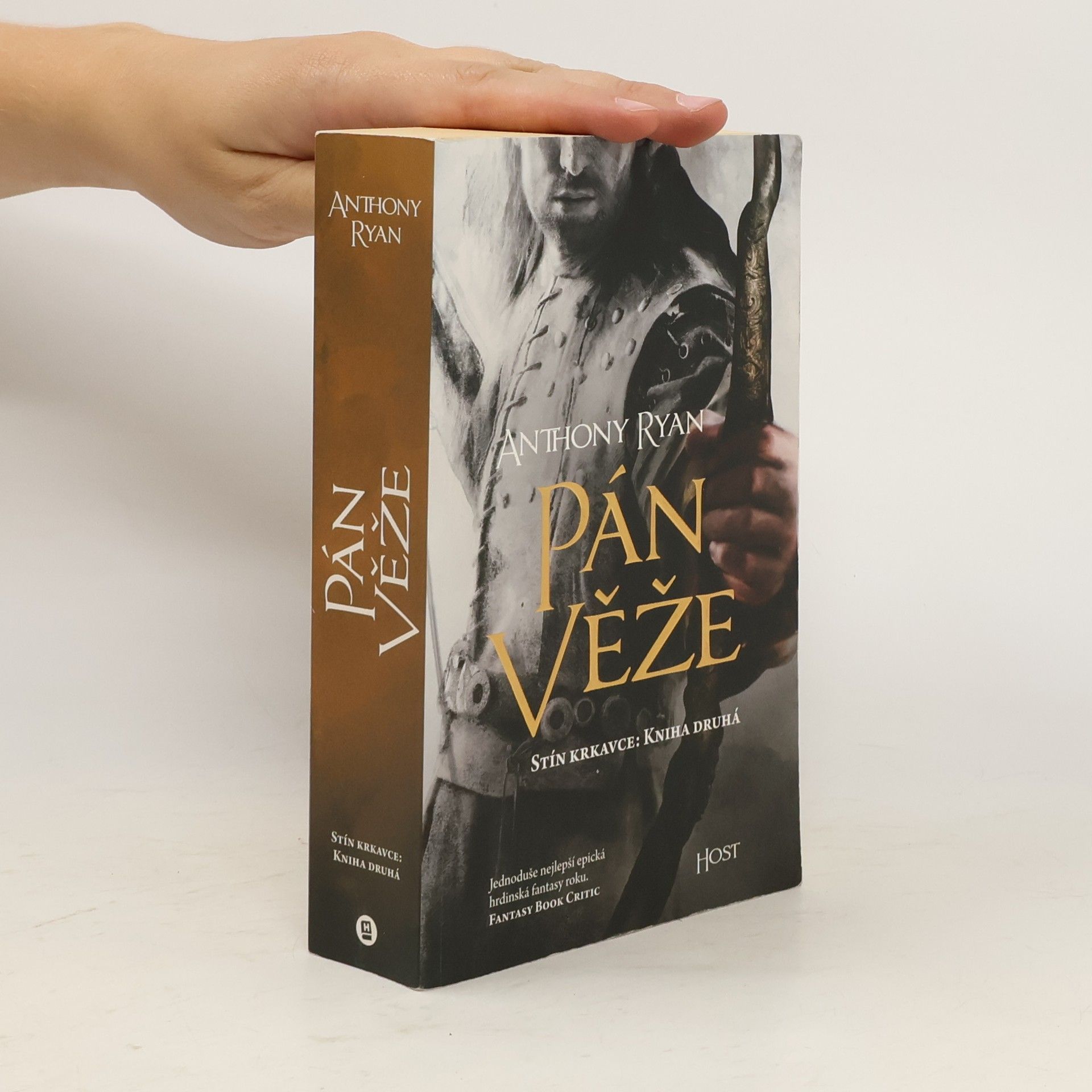 Anthony Ryan Pán věže. Stín krkavce. 2. díl