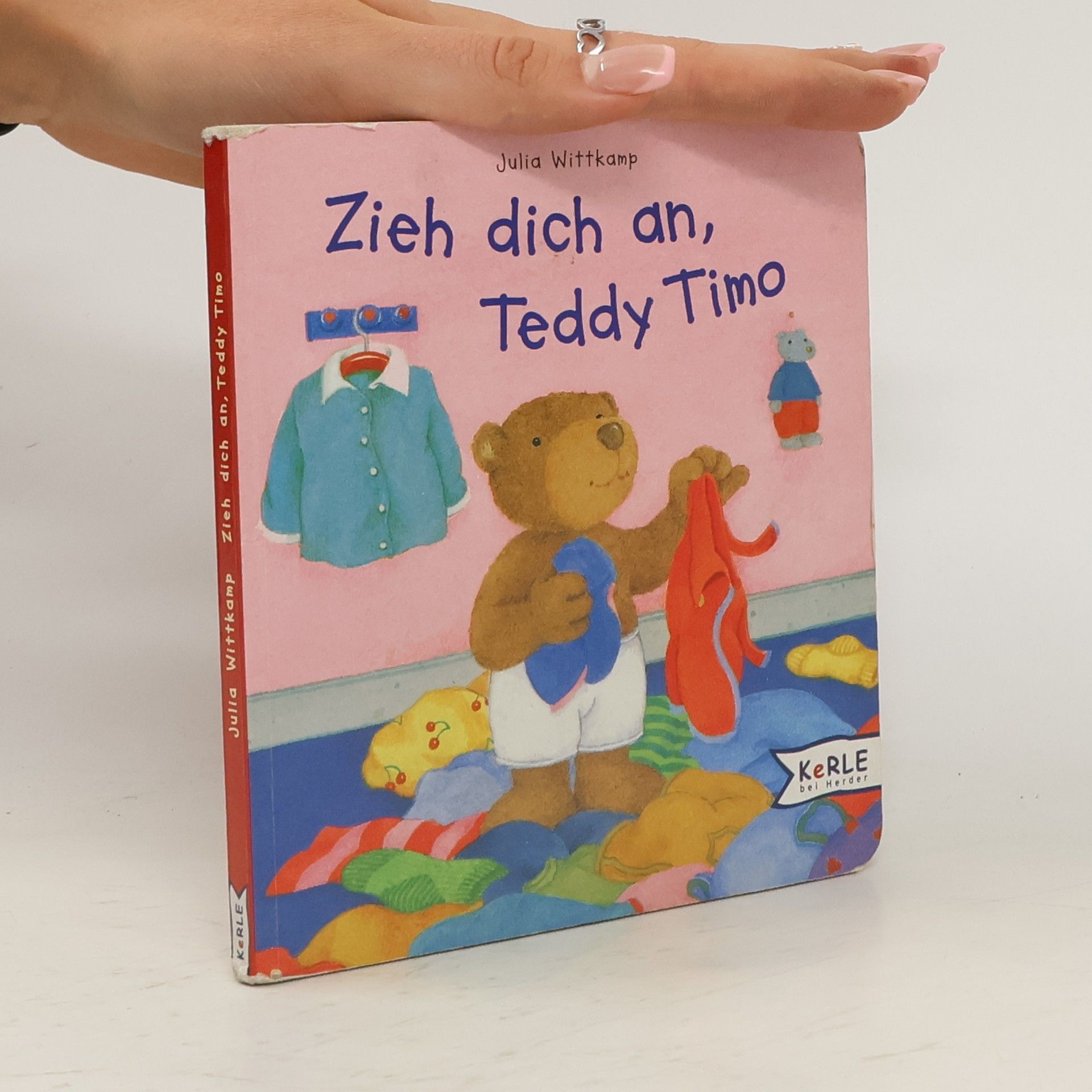 Julia Wittkamp Zieh dich an, Teddy Timo