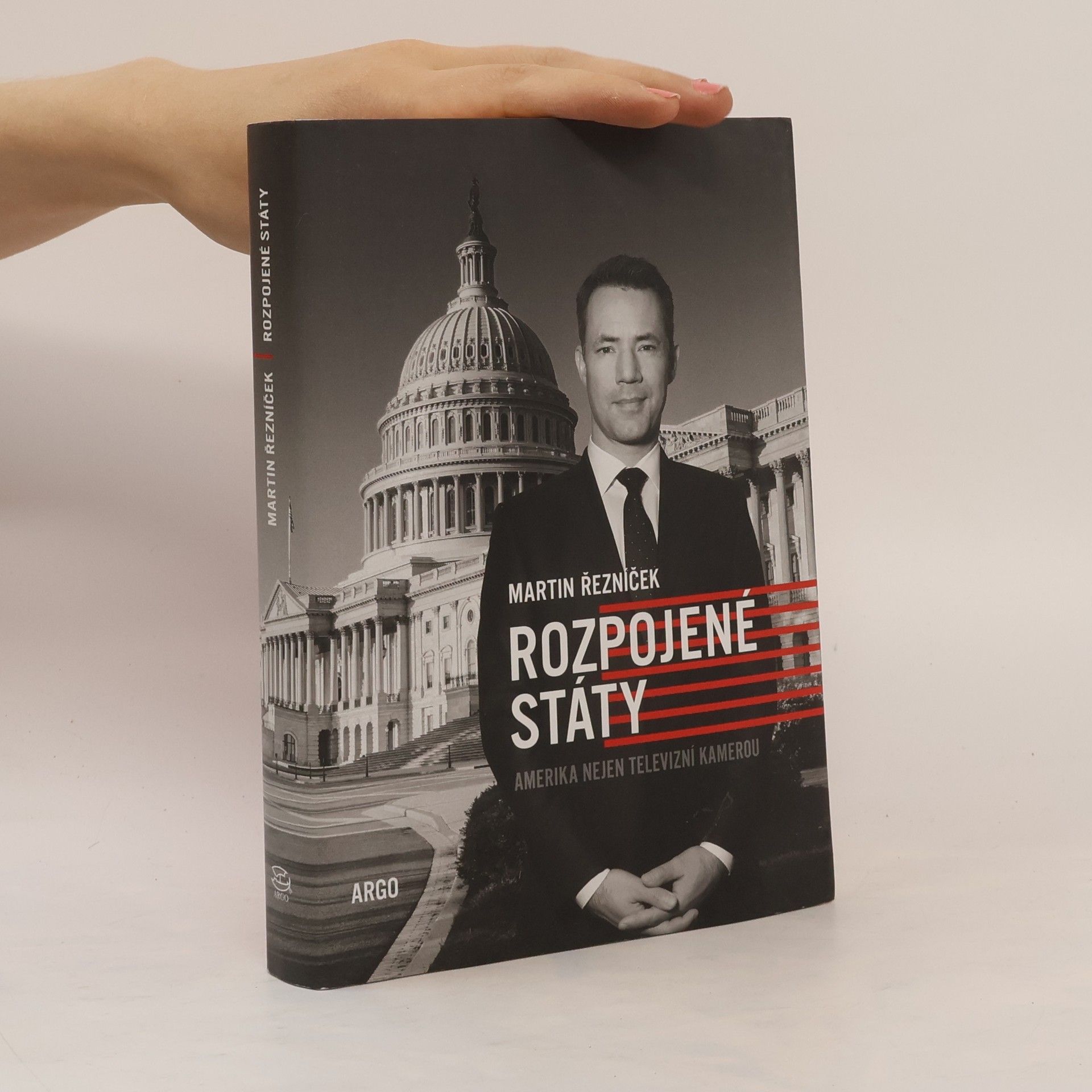 Rozpojené státy: Amerika nejen televizní kamerou