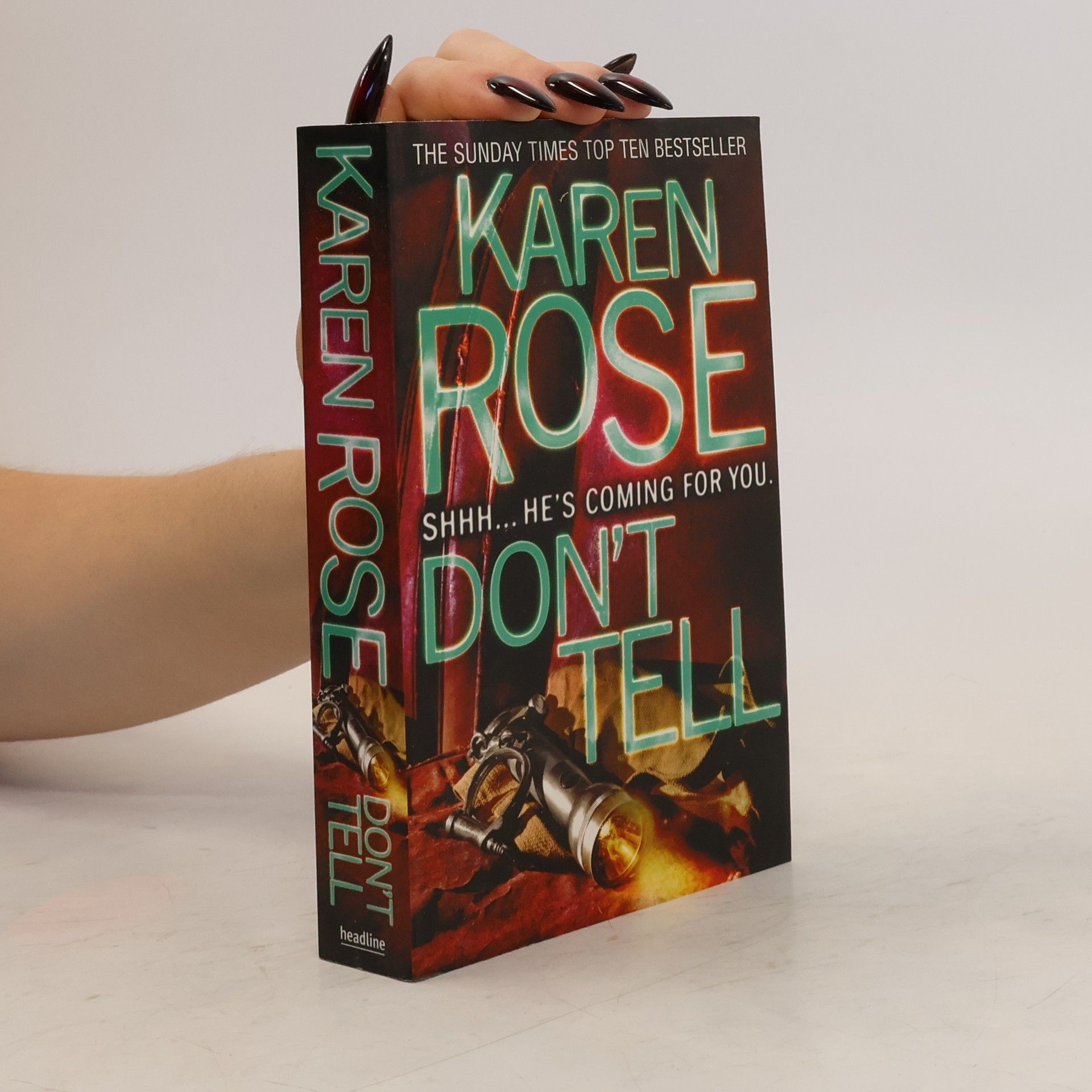 Karen Rose Don't Tell. Eiskalt ist die Zärtlichkeit, englische Ausgabe