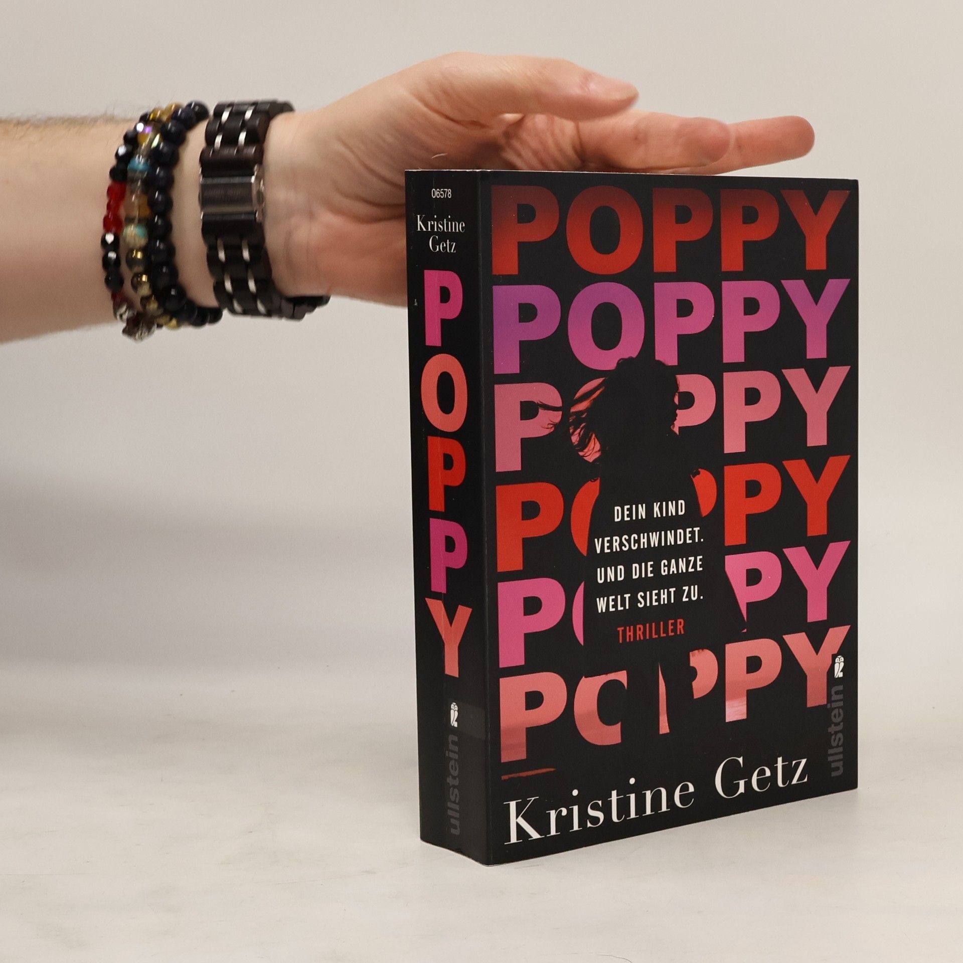Kristine Getz Poppy. Dein Kind verschwindet. Und die ganze Welt sieht zu.