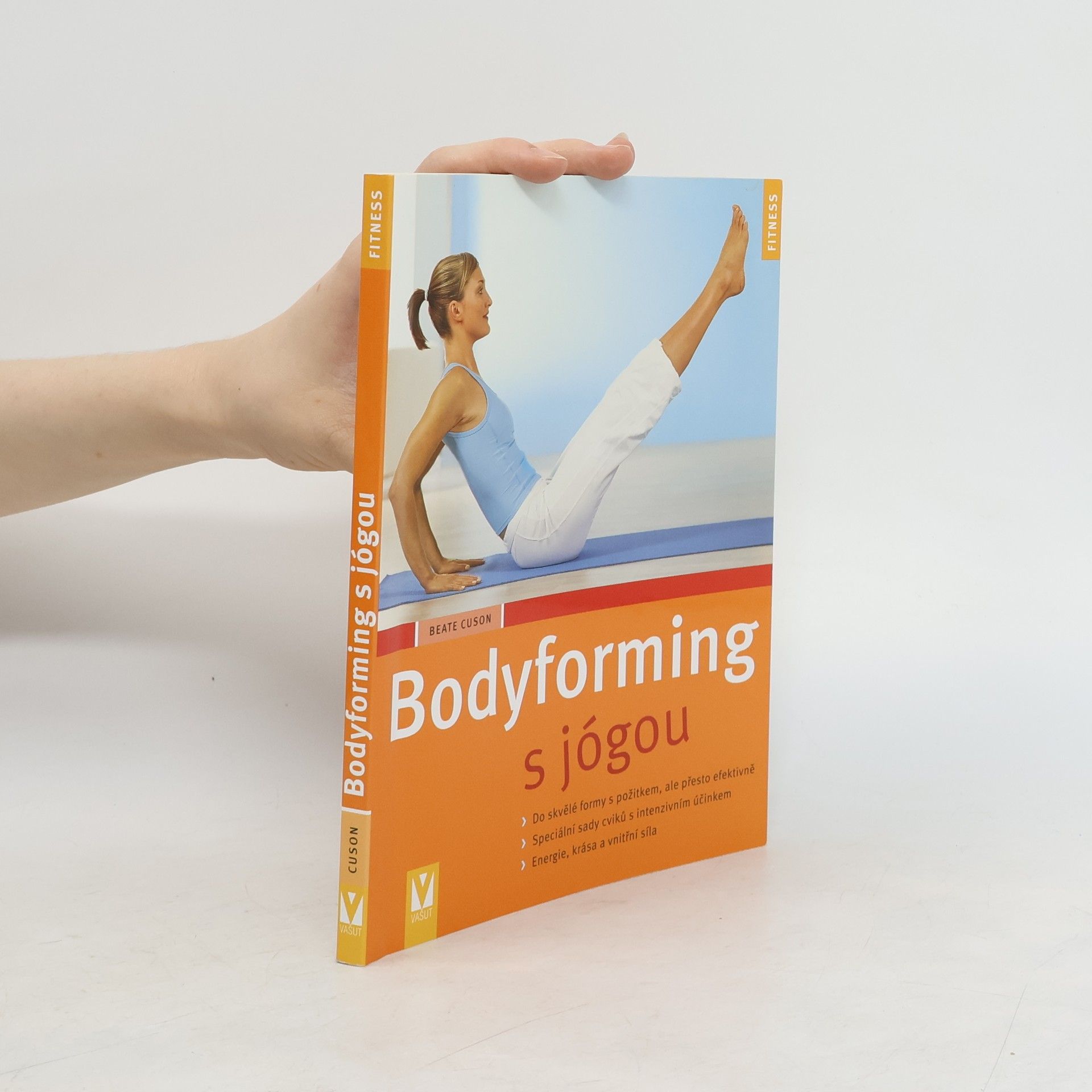 Beate Cuson Bodyforming s jógou