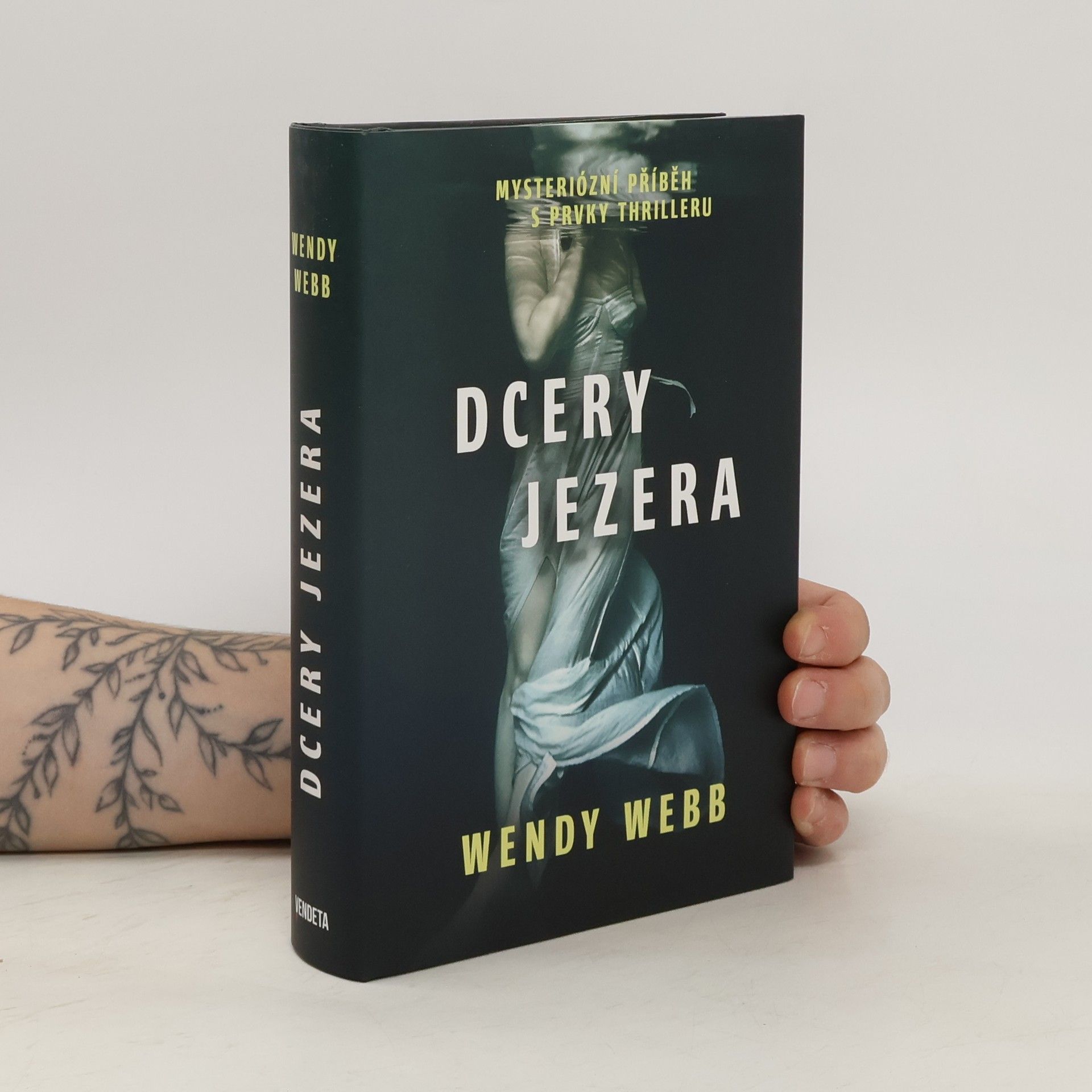 Wendy Webb Dcery jezera