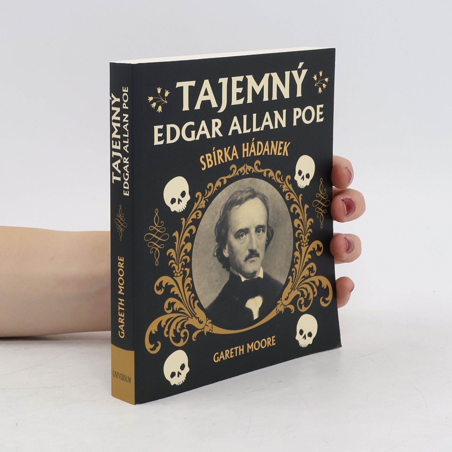 Gareth Moore Tajemný Edgar Allan Poe: sbírka hádanek