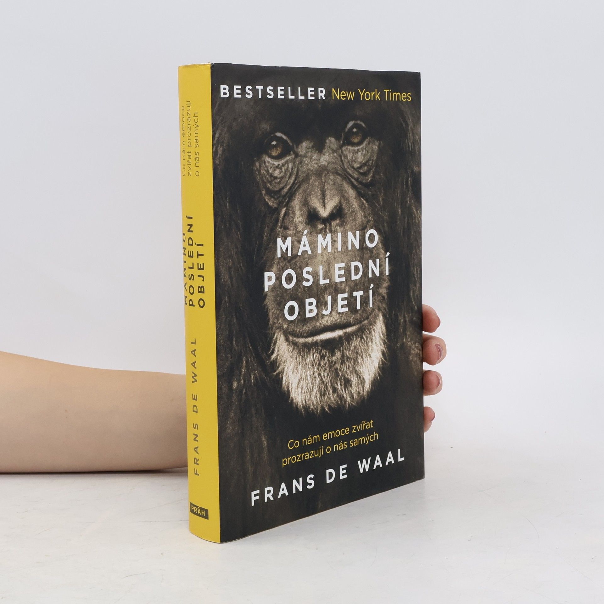 Frans de Waal Mámino poslední objetí. Co nám emoce zvířat prozrazují o nás samých.