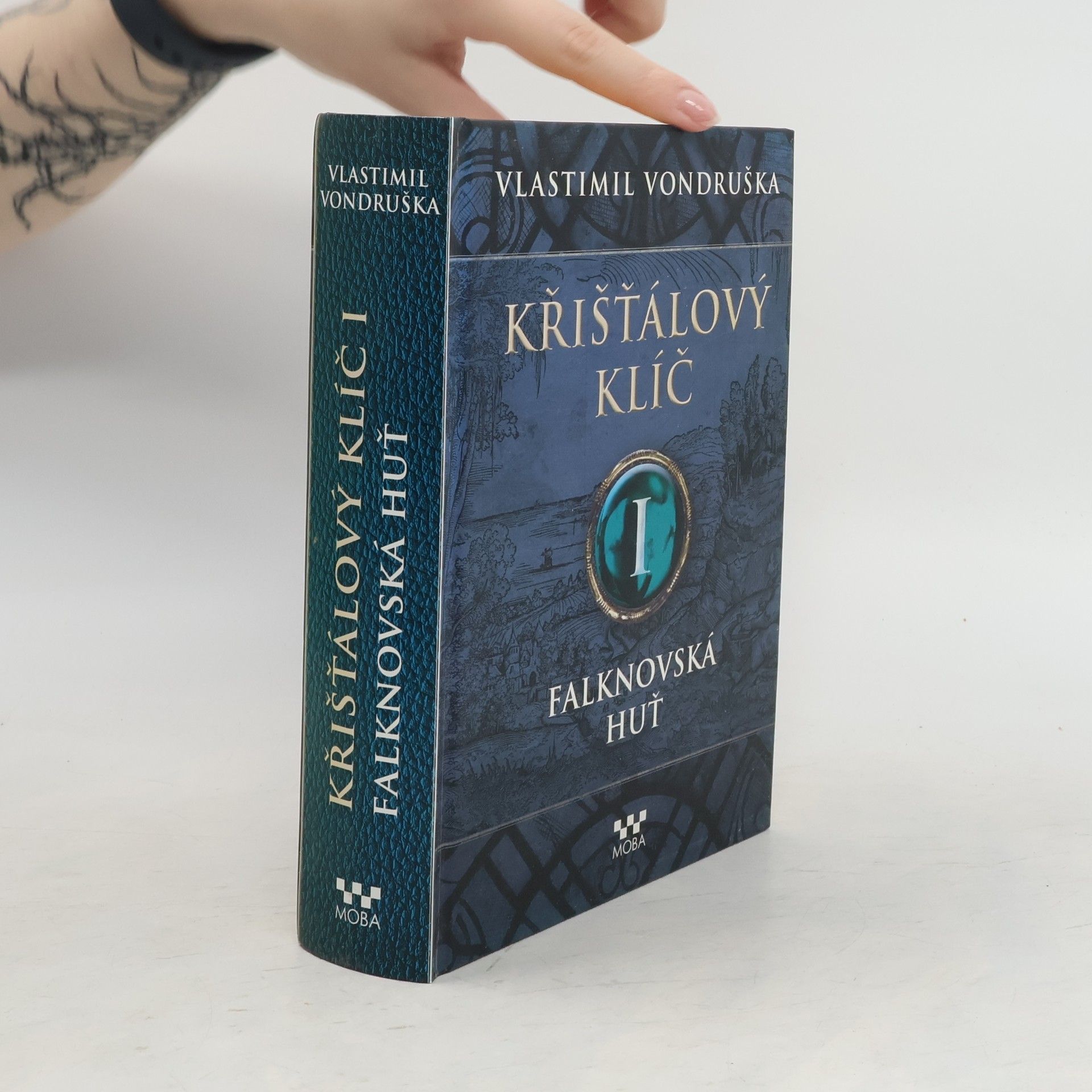 Vlastimil Vondruška Falknovská huť. Křišťálový klíč. 1. díl