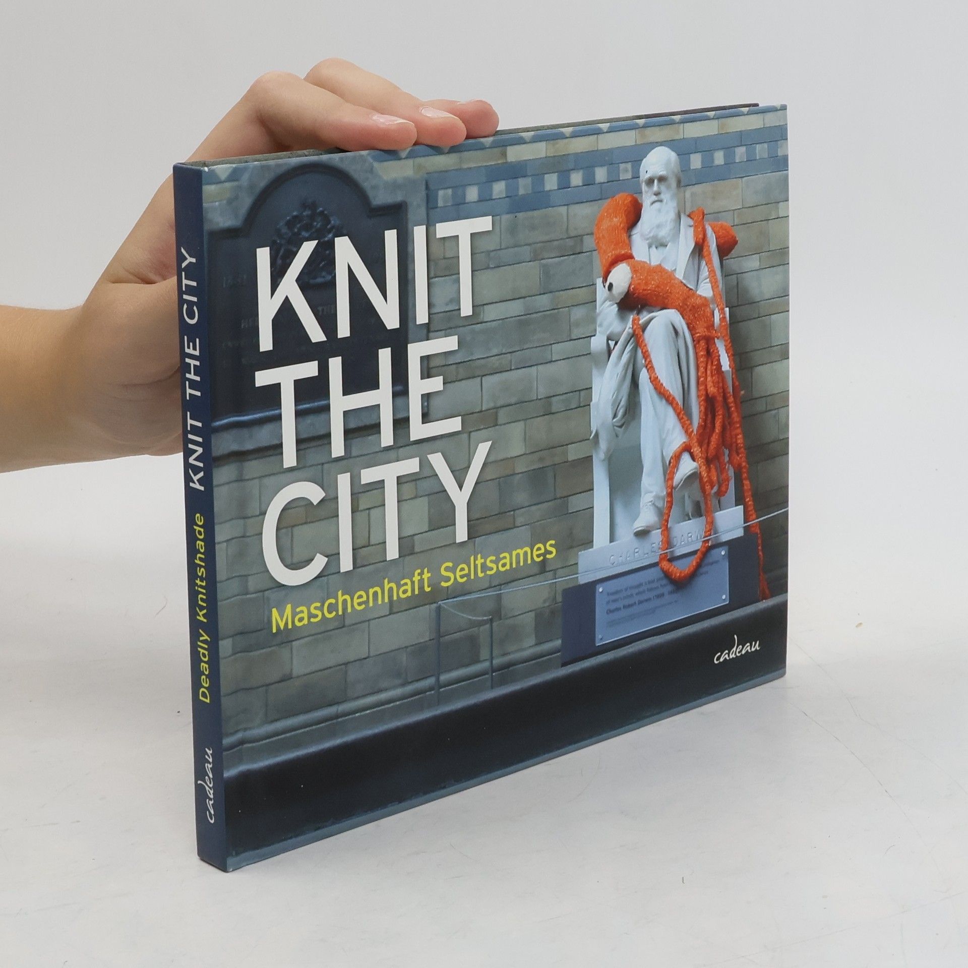 Deadly Knitshade Knit the city