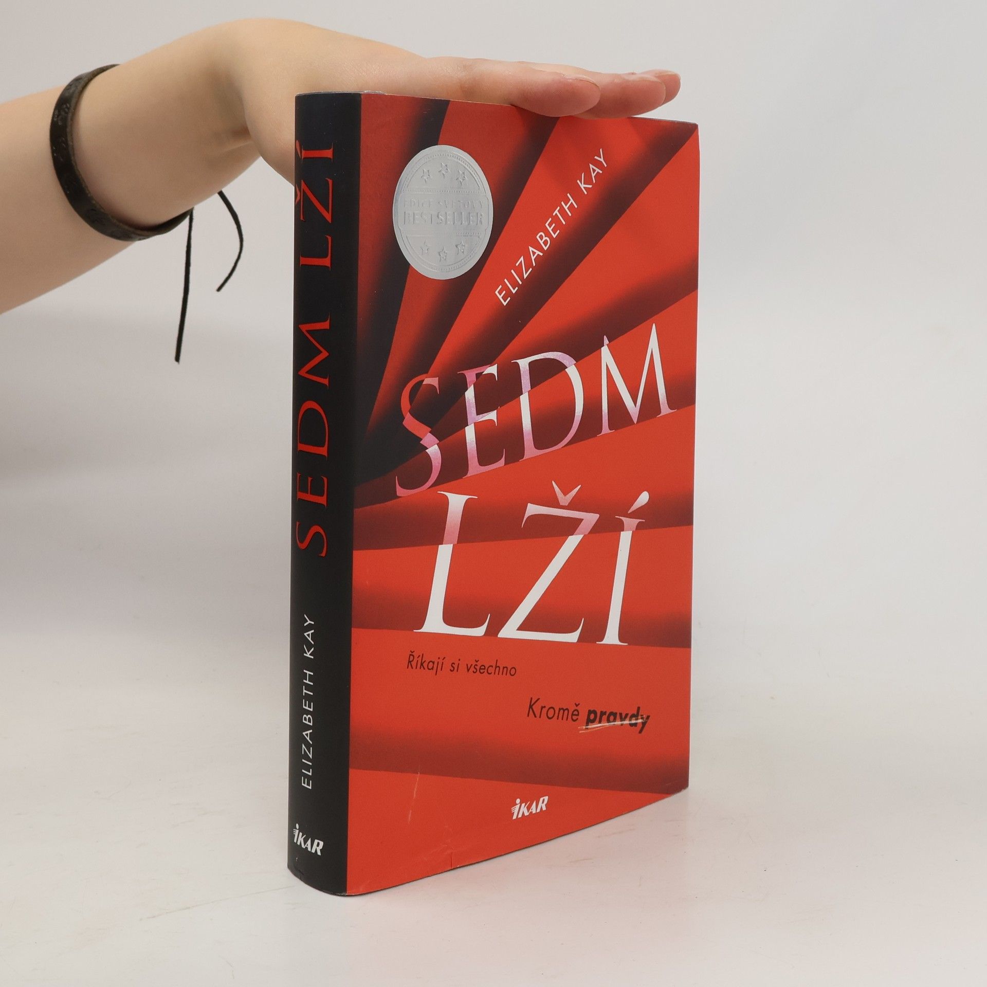 Elizabeth Kay Sedm lží