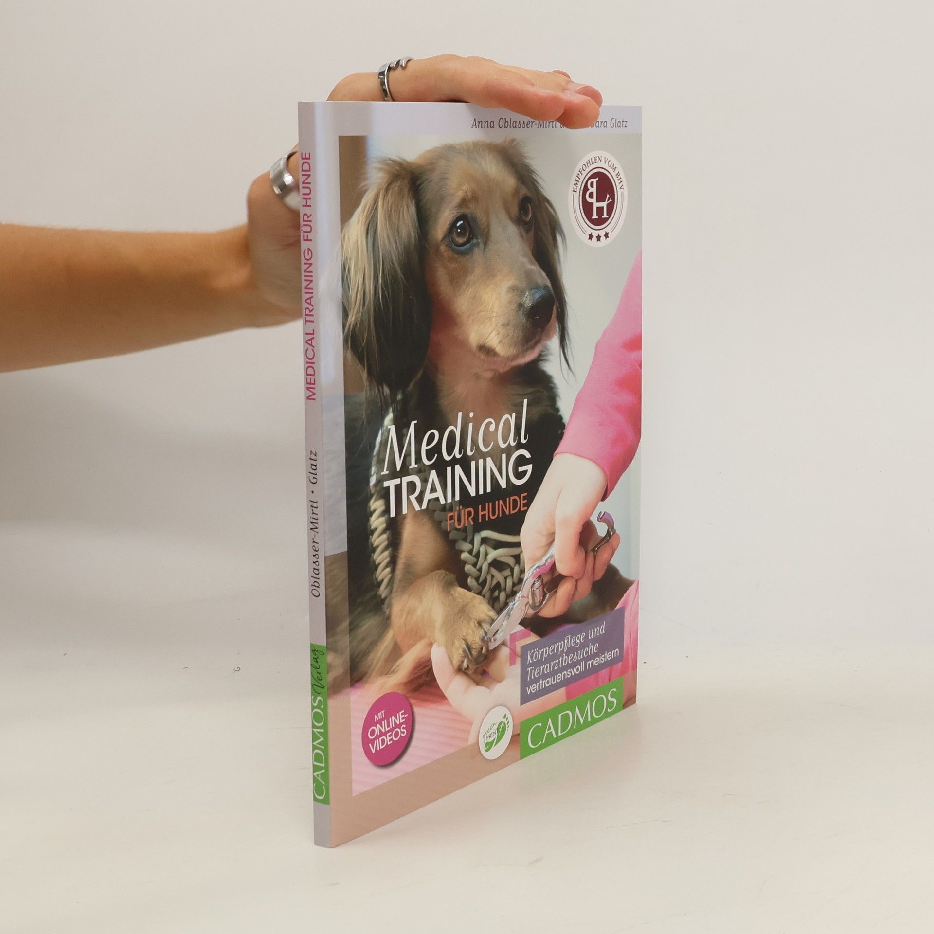 Anna Oblasser-Mirtl Medical Training für Hunde