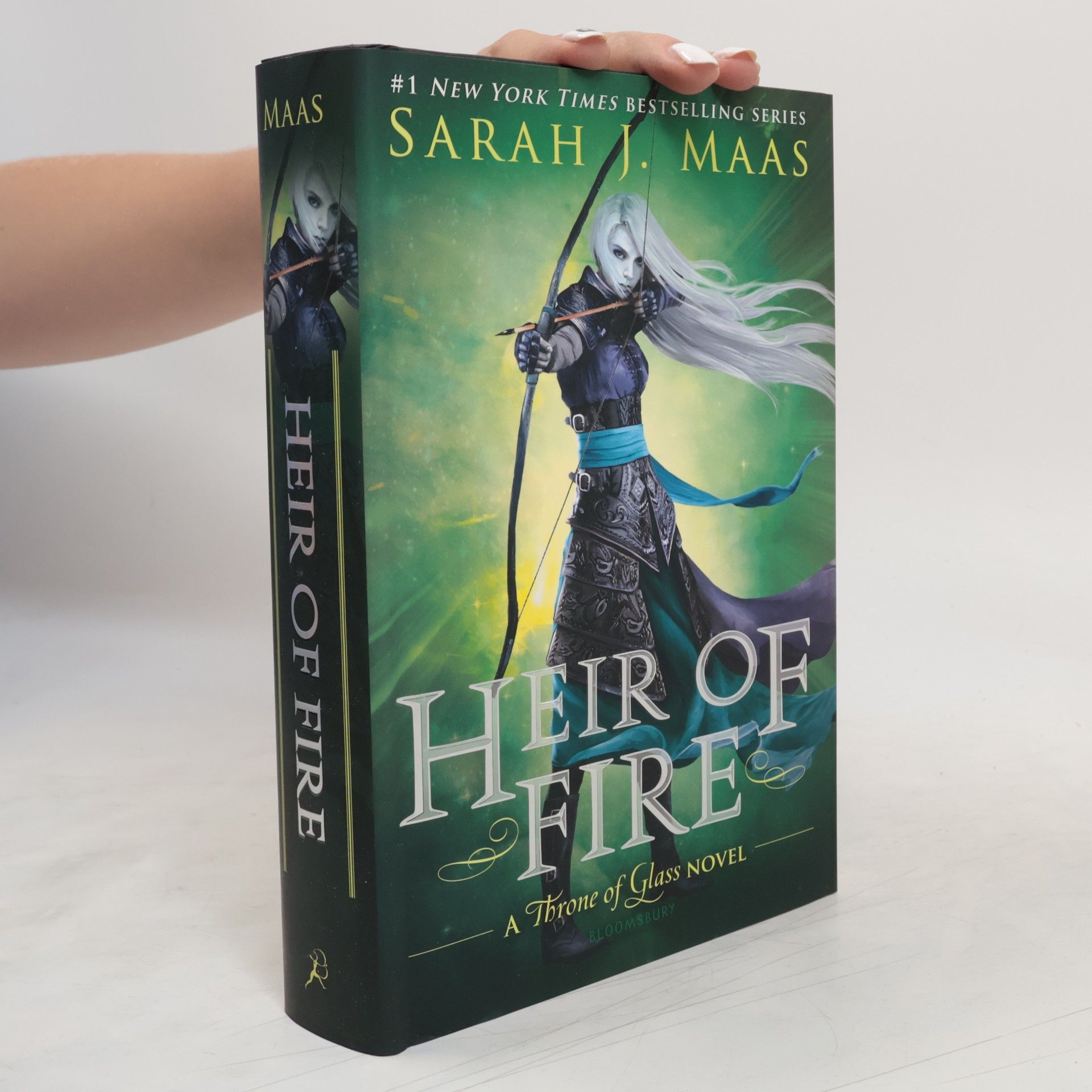 Sarah J. Maas Throne of Glass: Heir of Fire