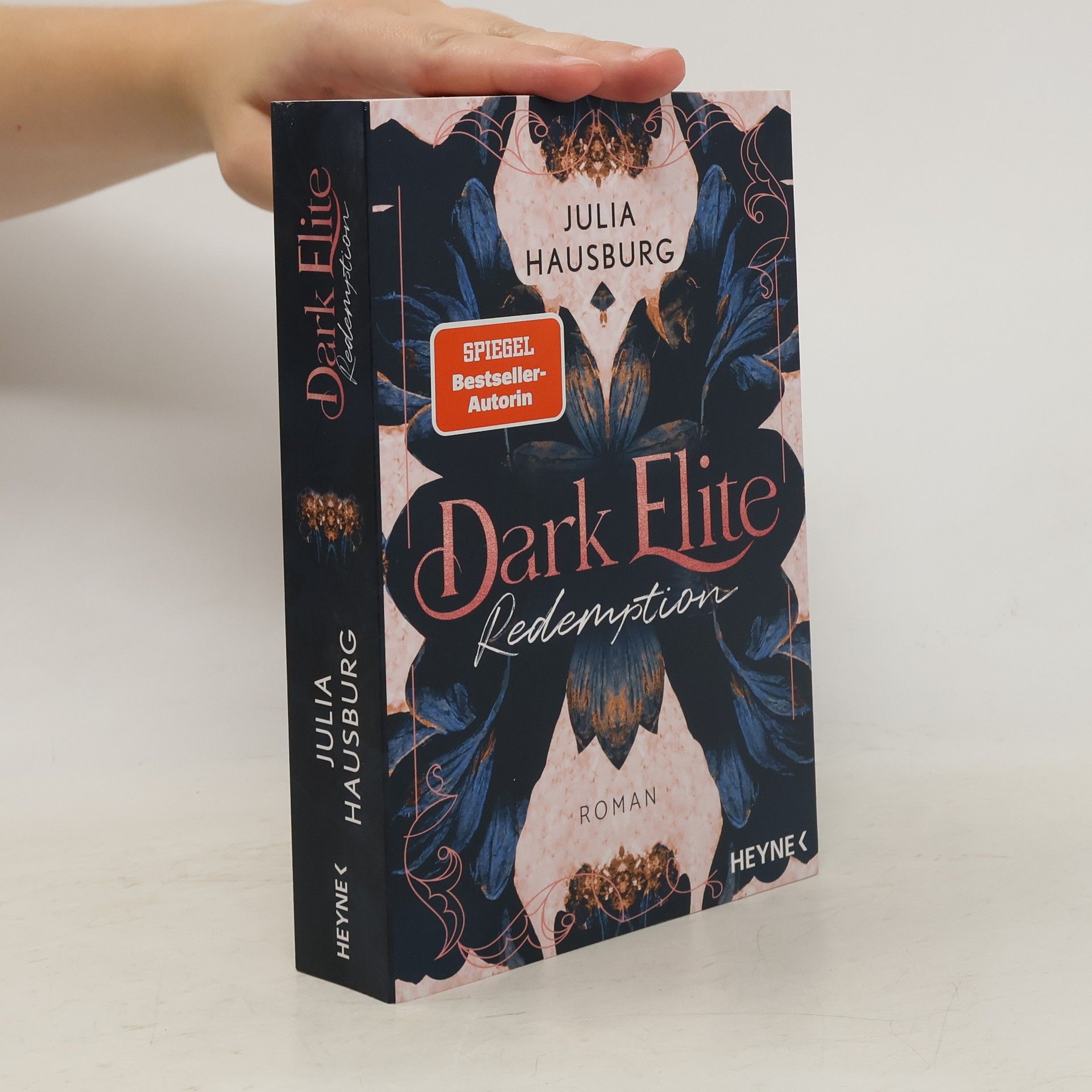 Julia Hausburg Dark Elite - Redemption