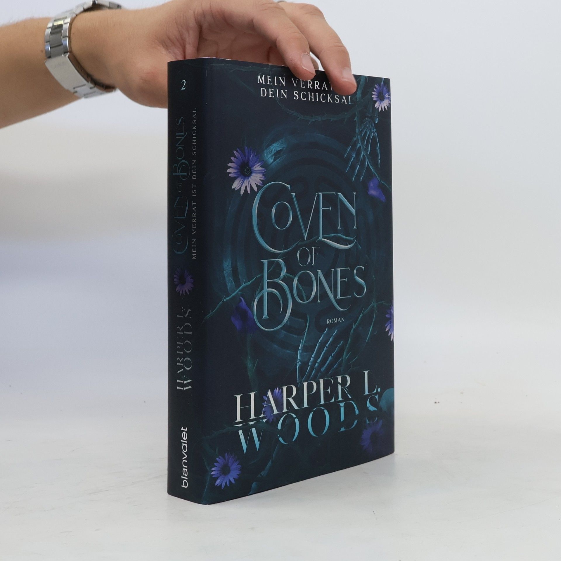 Harper L. Woods Coven of Bones 2