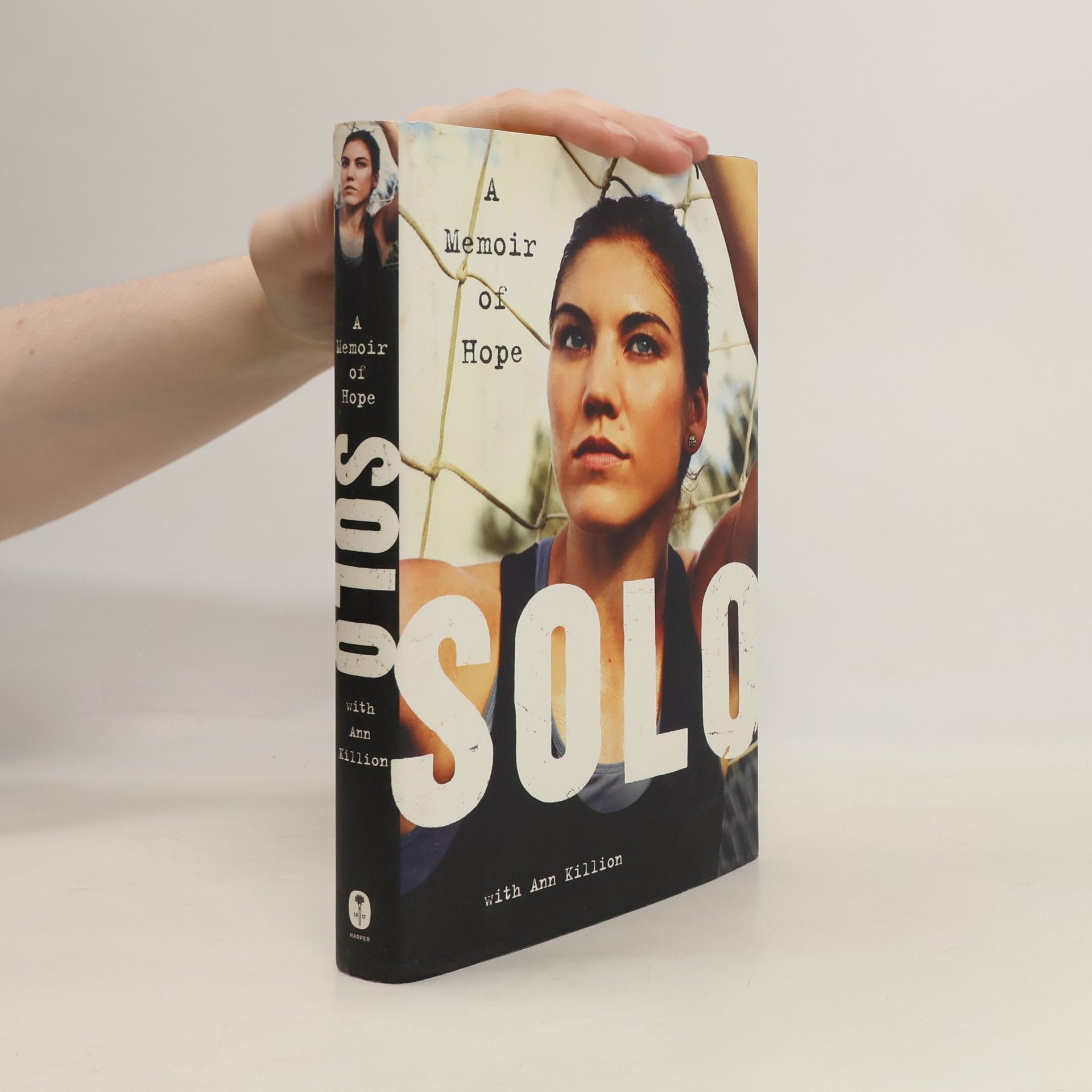 Hope Solo Solo