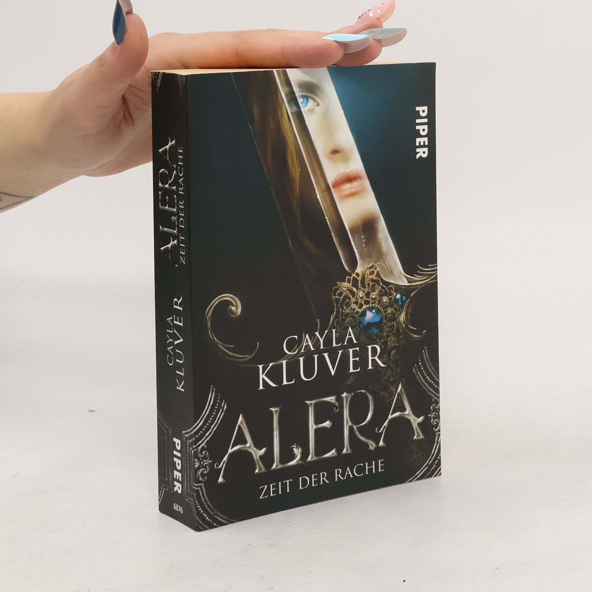 Cayla Kluver Alera