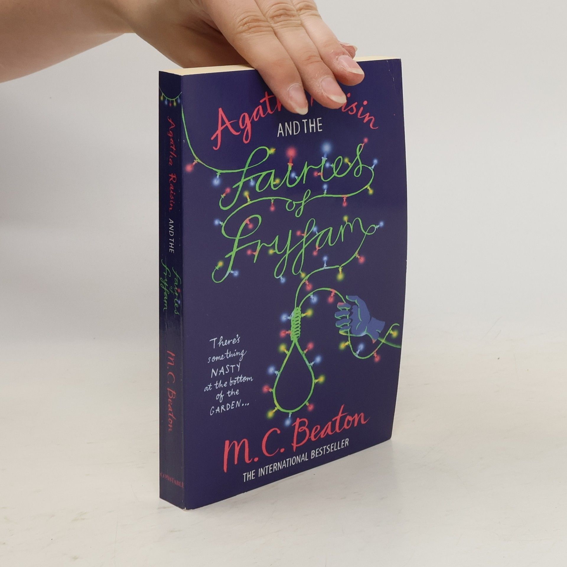 M. C. Beaton Agatha Raisin and the Fairies of Fryfam