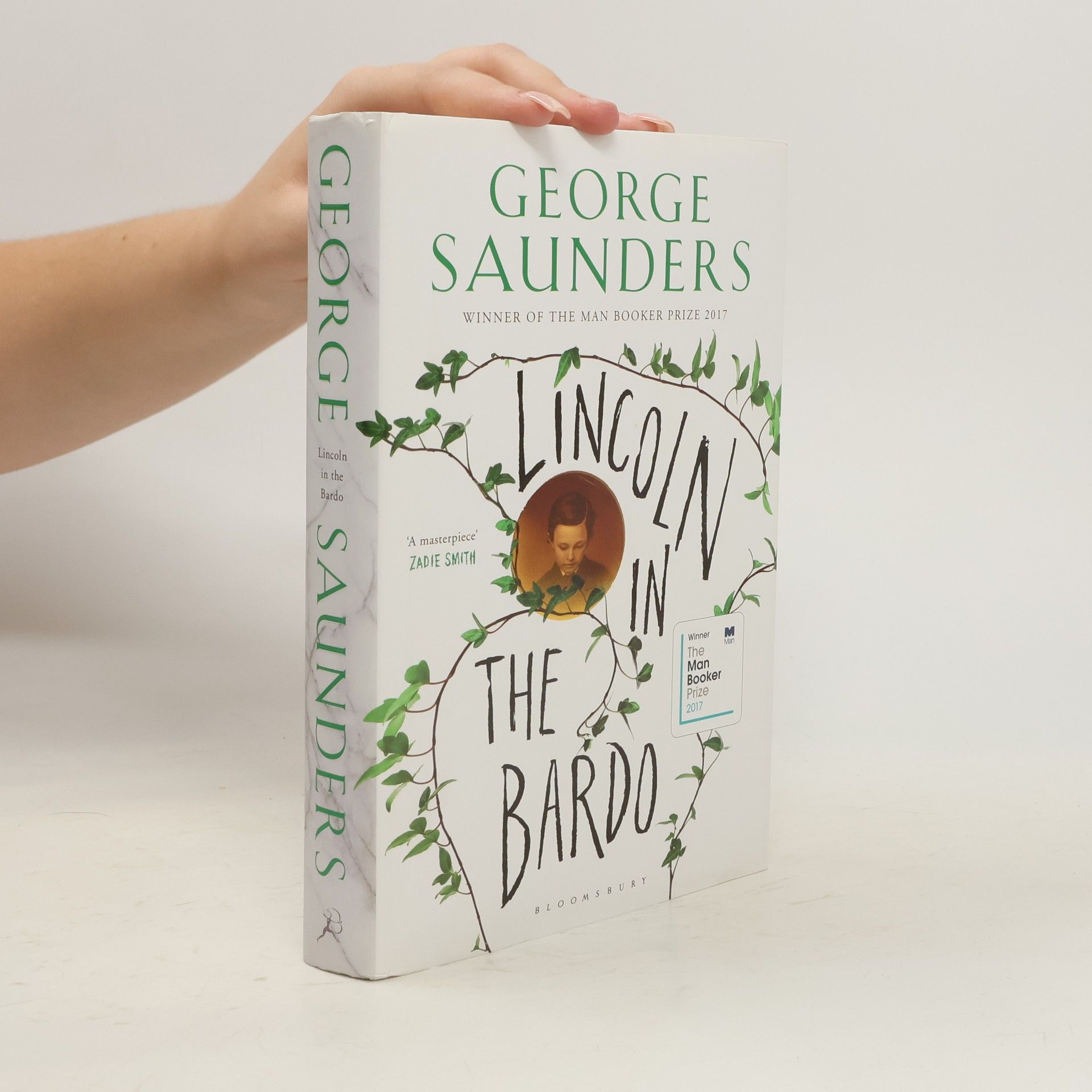 George Saunders Lincoln in the bardo