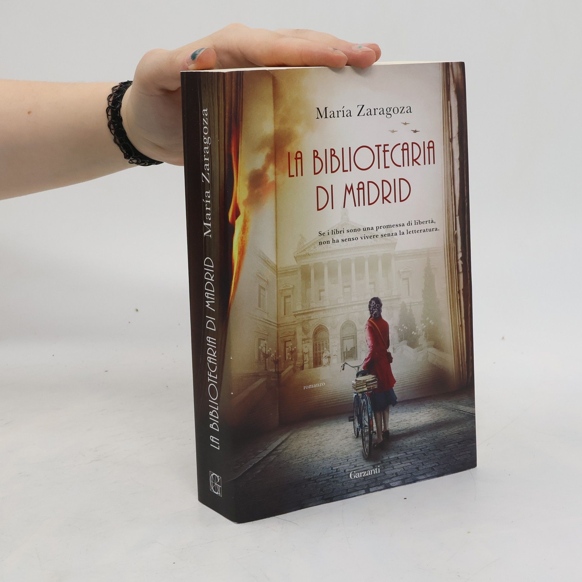 Maria Zaragoza La bibliotecaria di Madrid