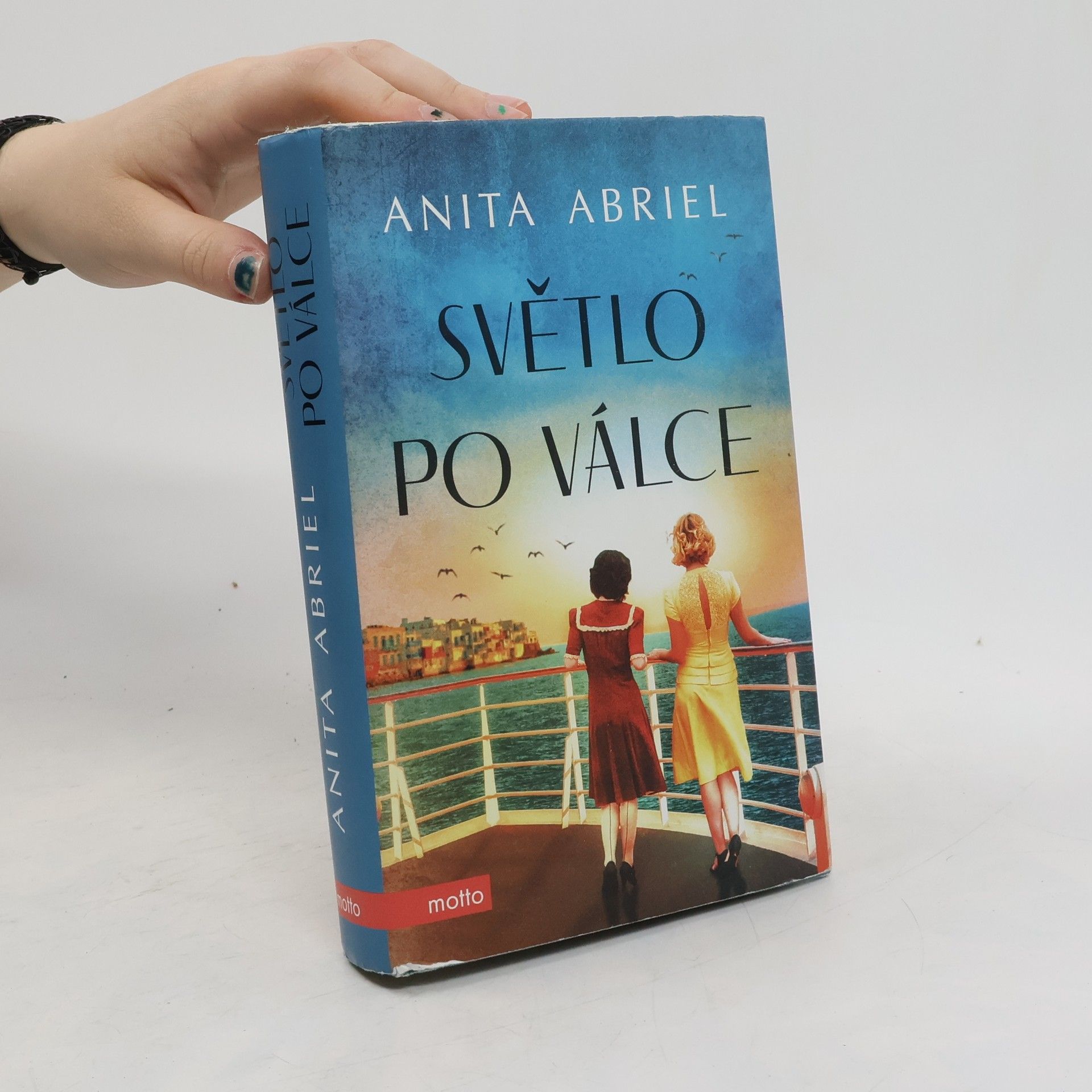 Anita Abriel Světlo po válce