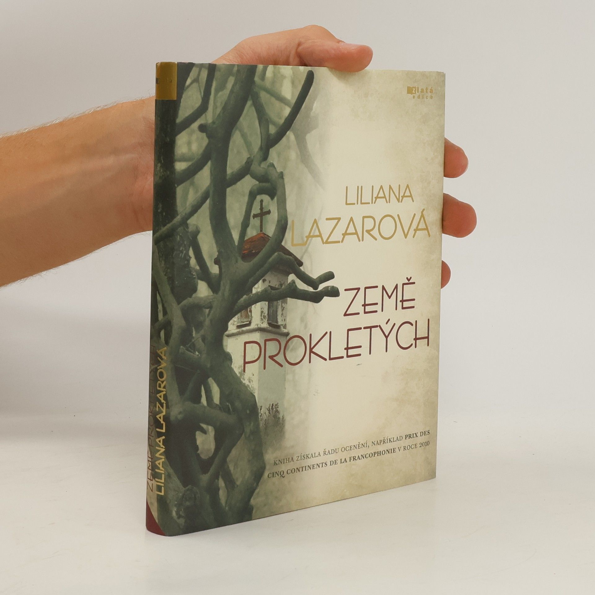 Liliana Lazar Země prokletých