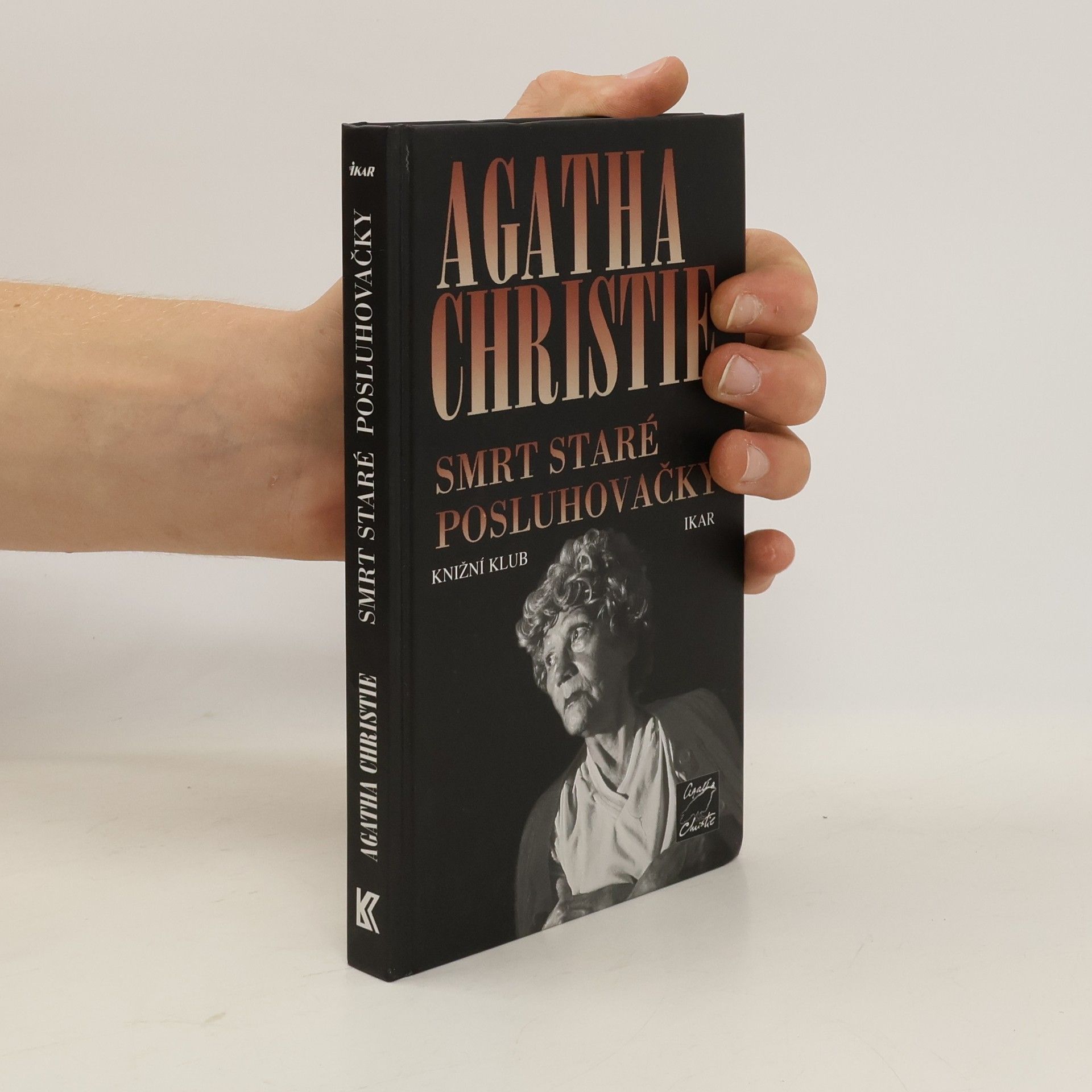Agatha Christie Smrt staré posluhovačky