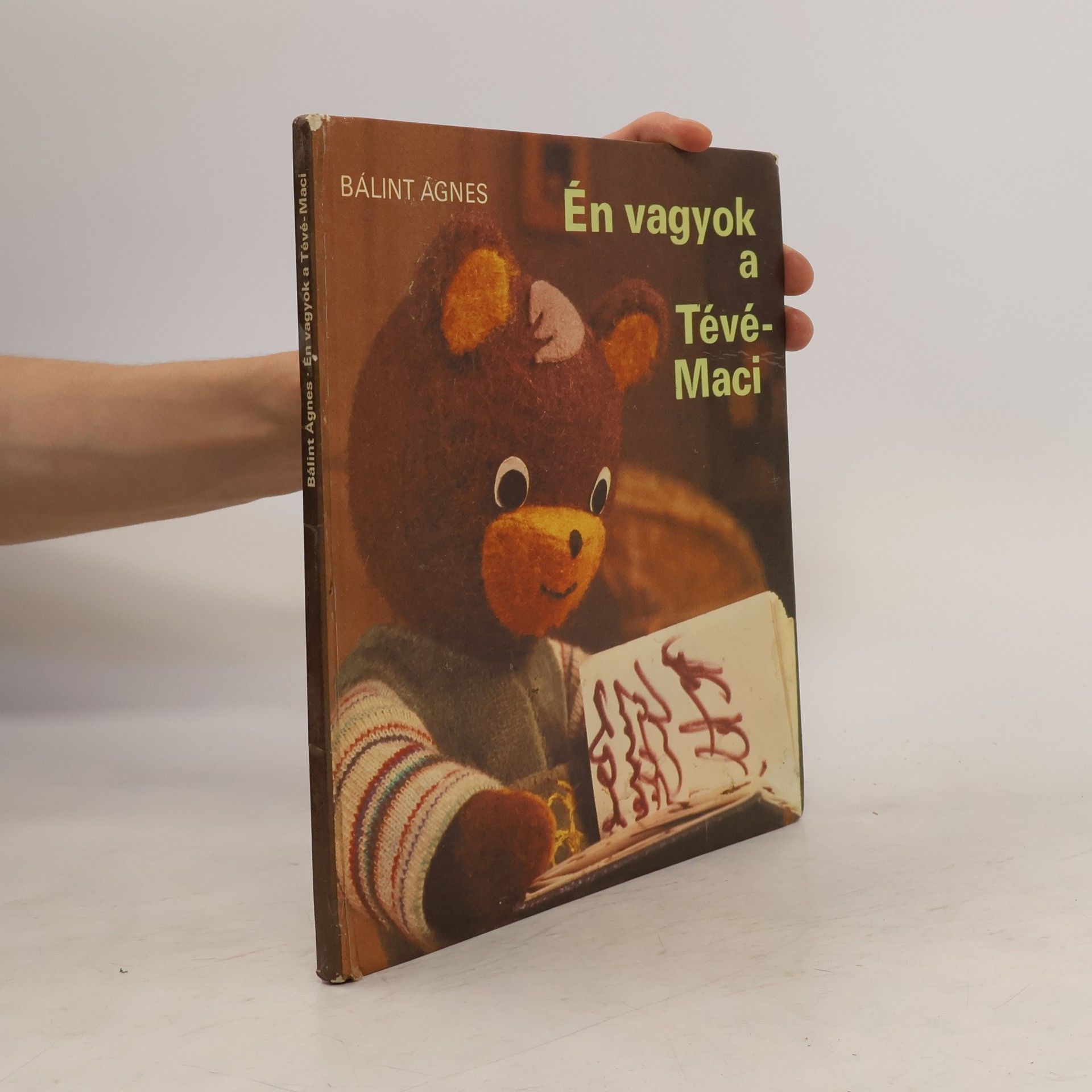 Ágnes Bálint Én vagyok a Tévé-Maci