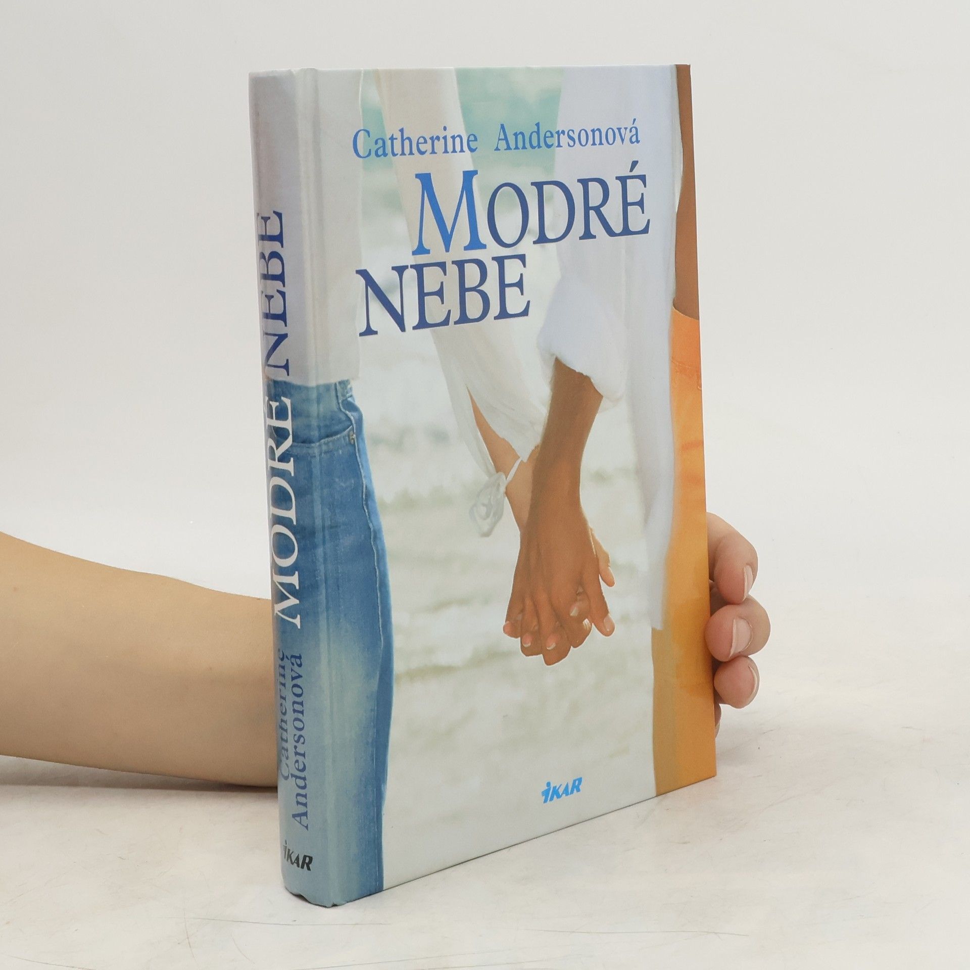Catherine Adeline Catherine Anderson Modré nebe