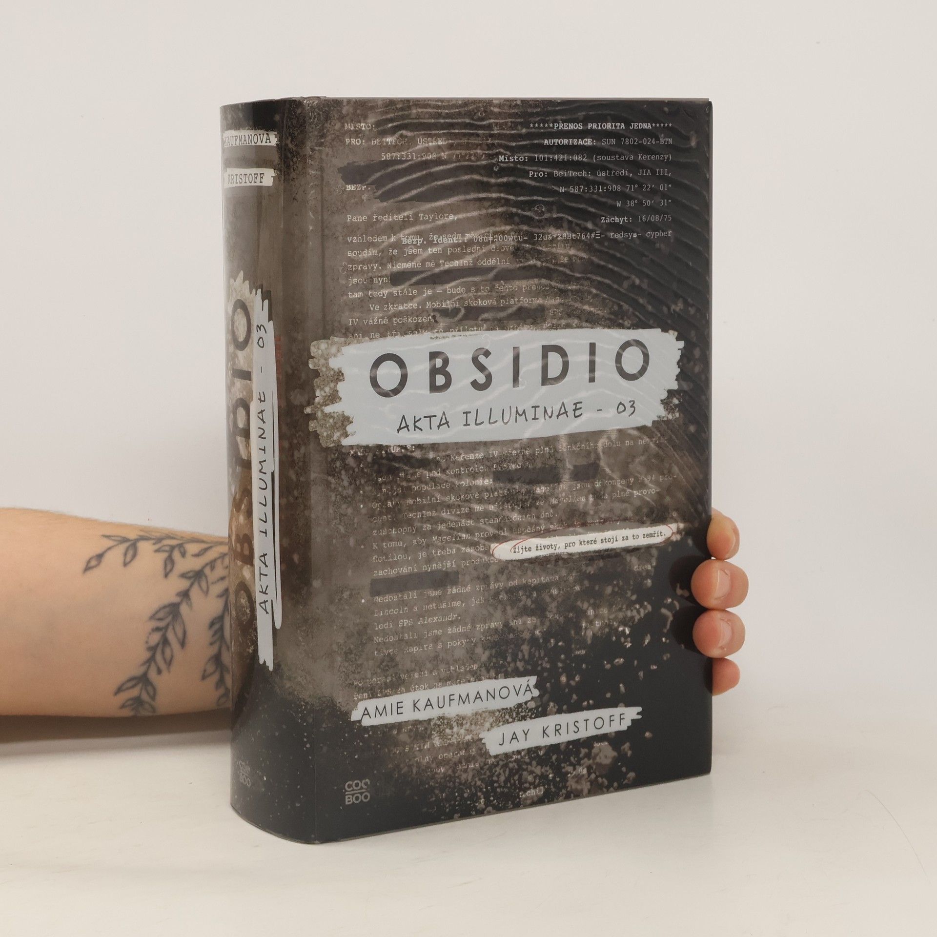 Amie Kaufman Obsidio
