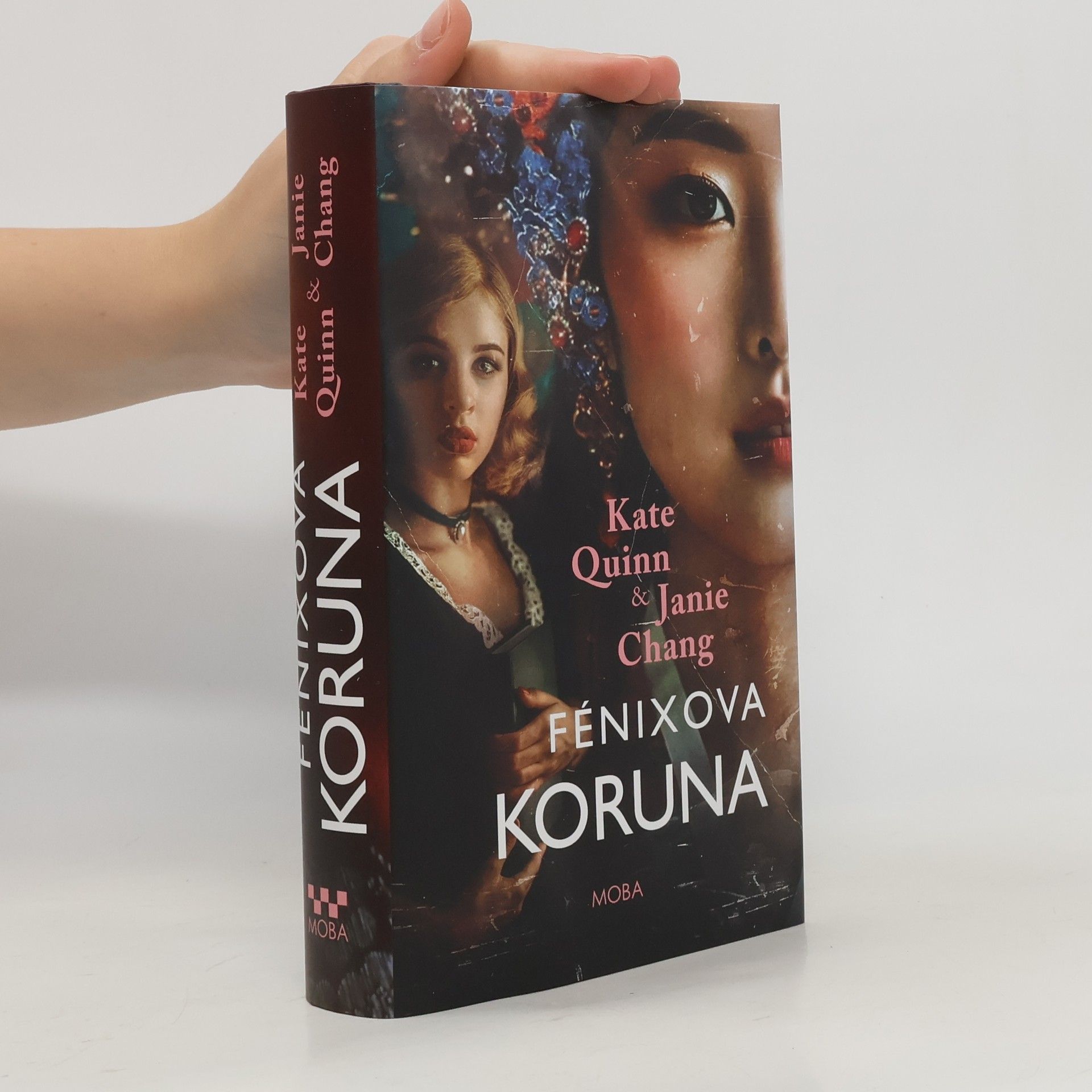 Kate Quinn Fénixova koruna