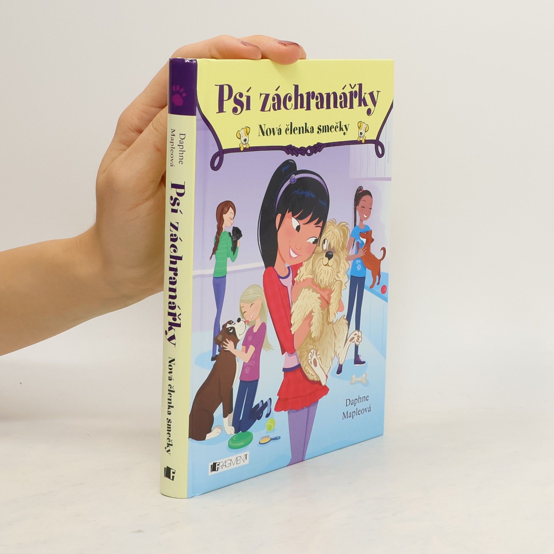 Daphne Maple Psí záchranářky. Nová členka smečky