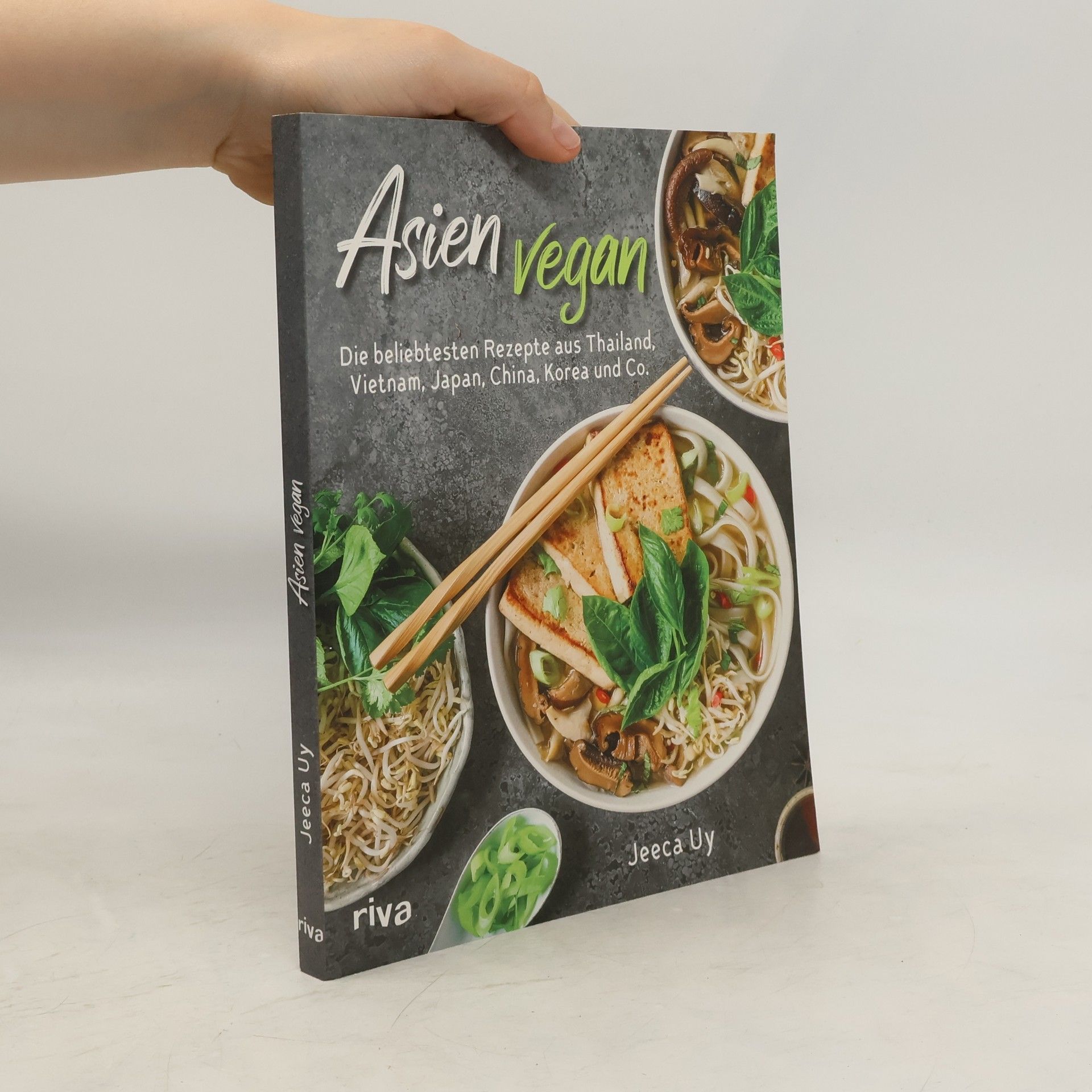 Jeeca Uy Asien vegan