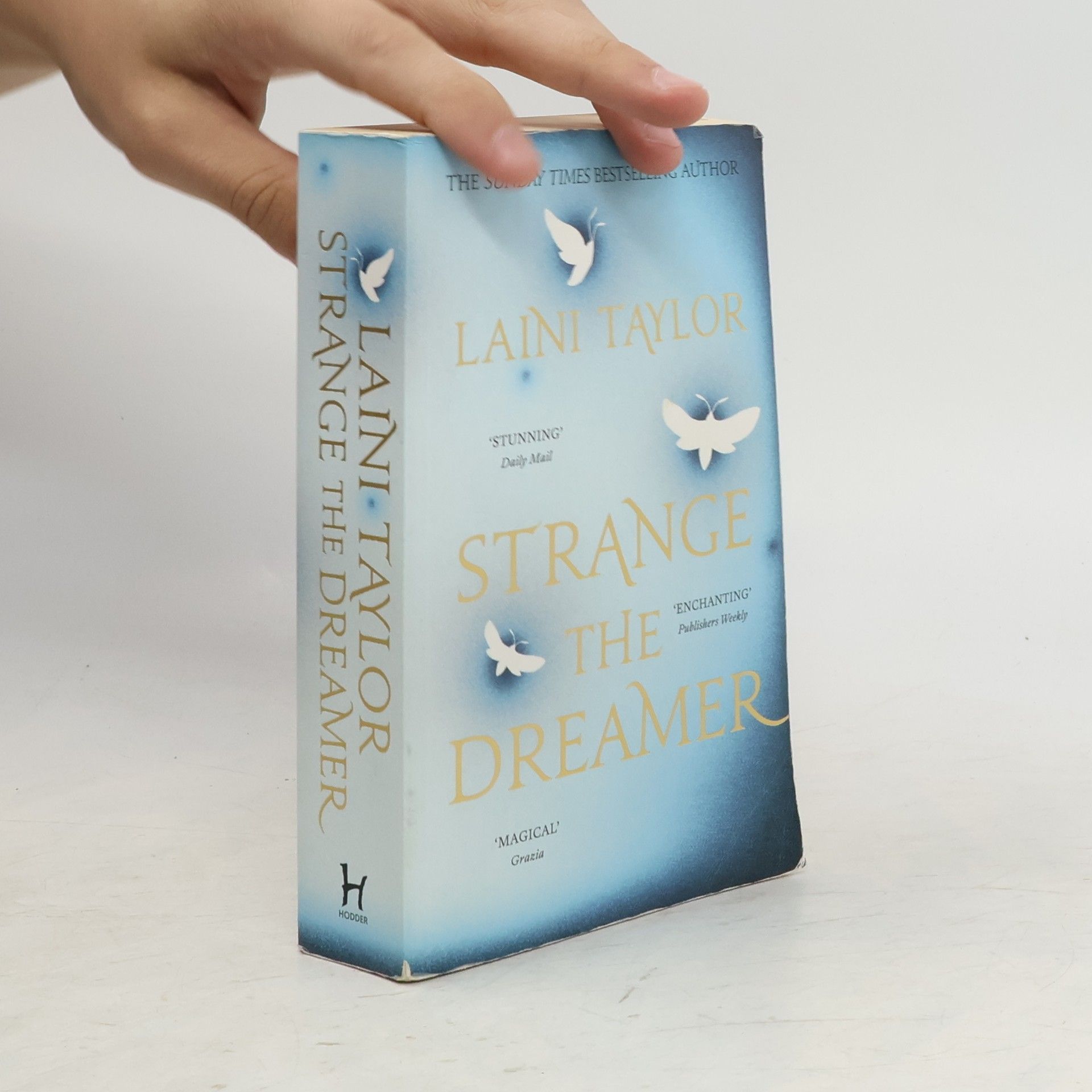 Laini Taylor Strange the Dreamer