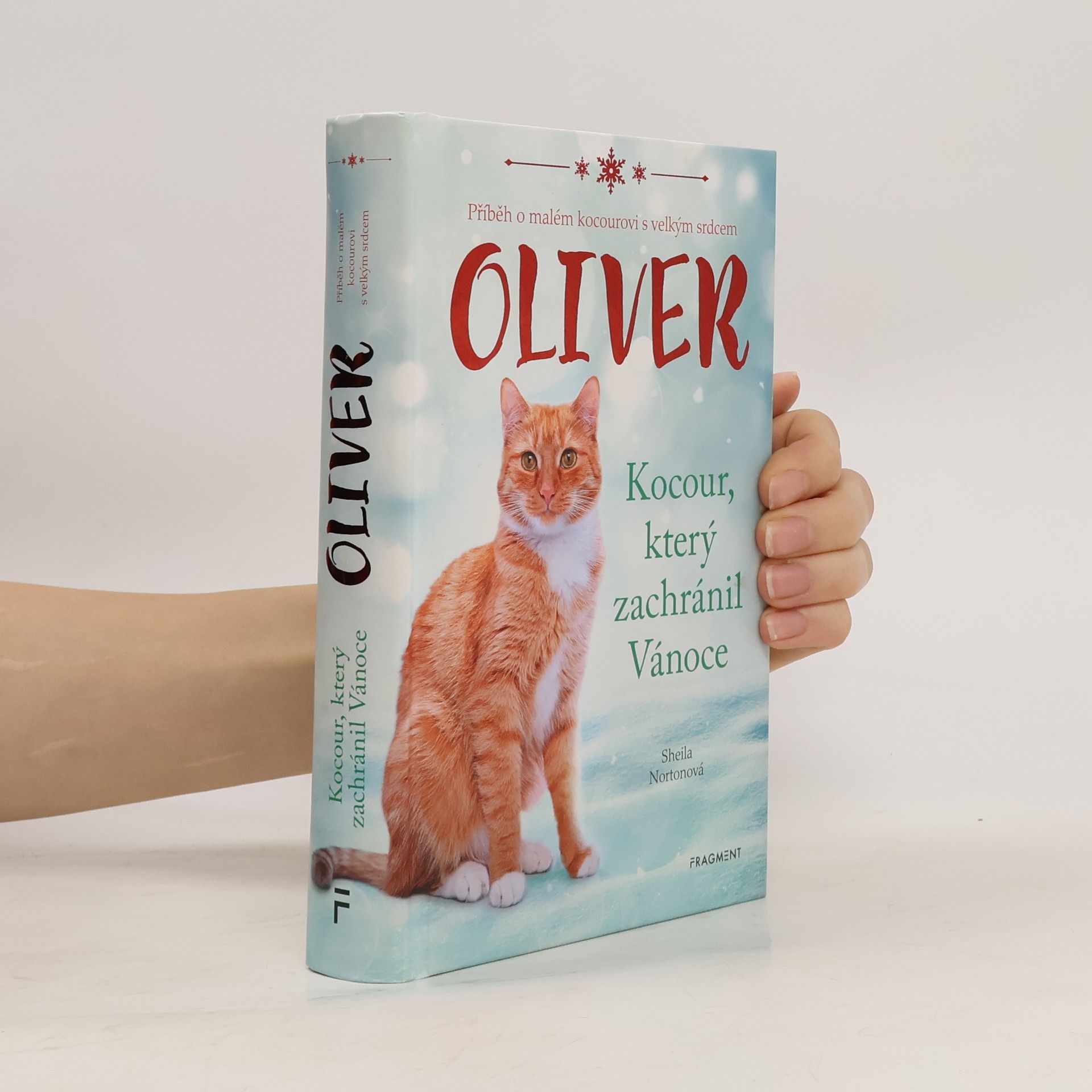 Oliver. Kocour, který zachránil Vánoce