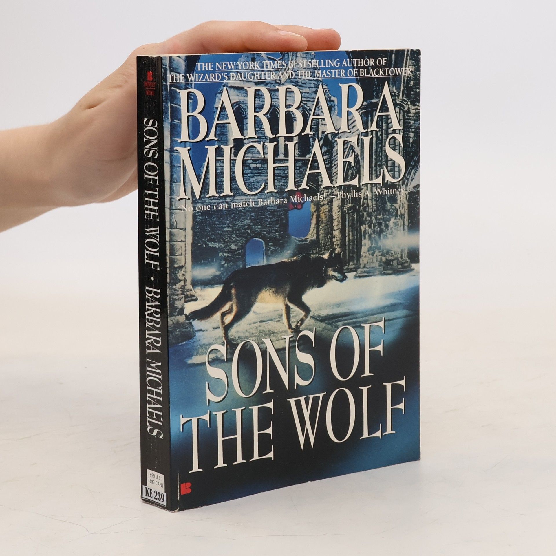 Barbara Mertz Sons of the Wolf