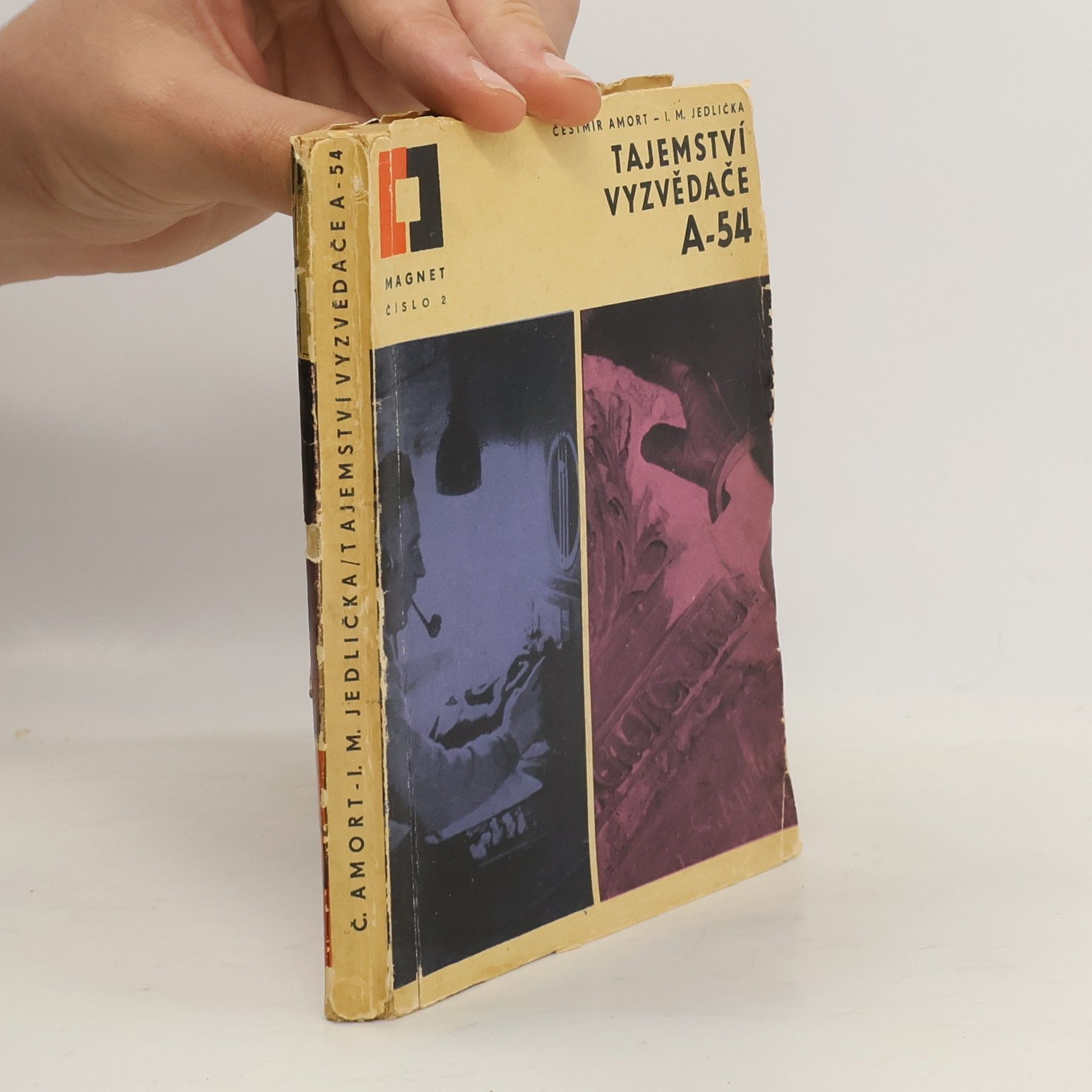 Čestmír Amort Tajemství vyzvědače A-54