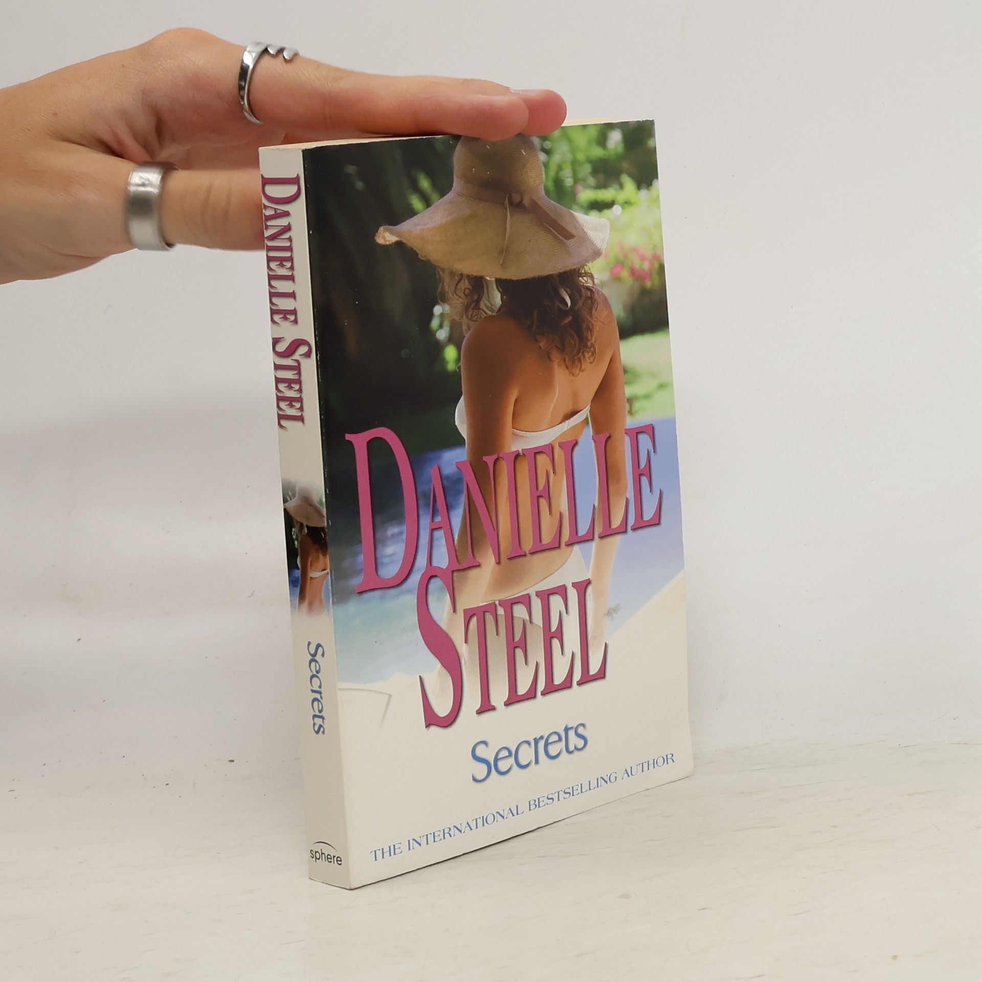 Danielle Steel Secrets