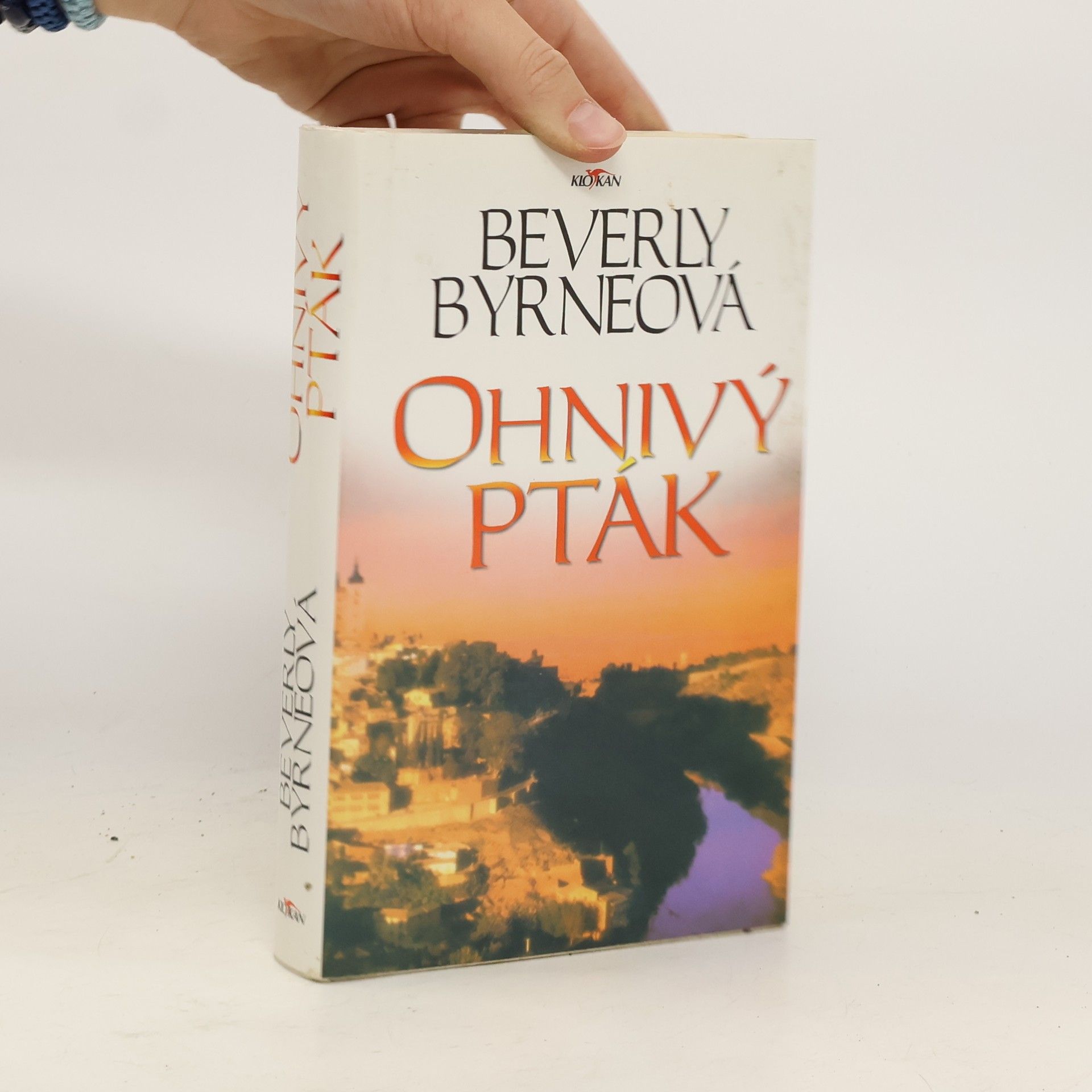 Beverly Byrne Ohnivý pták