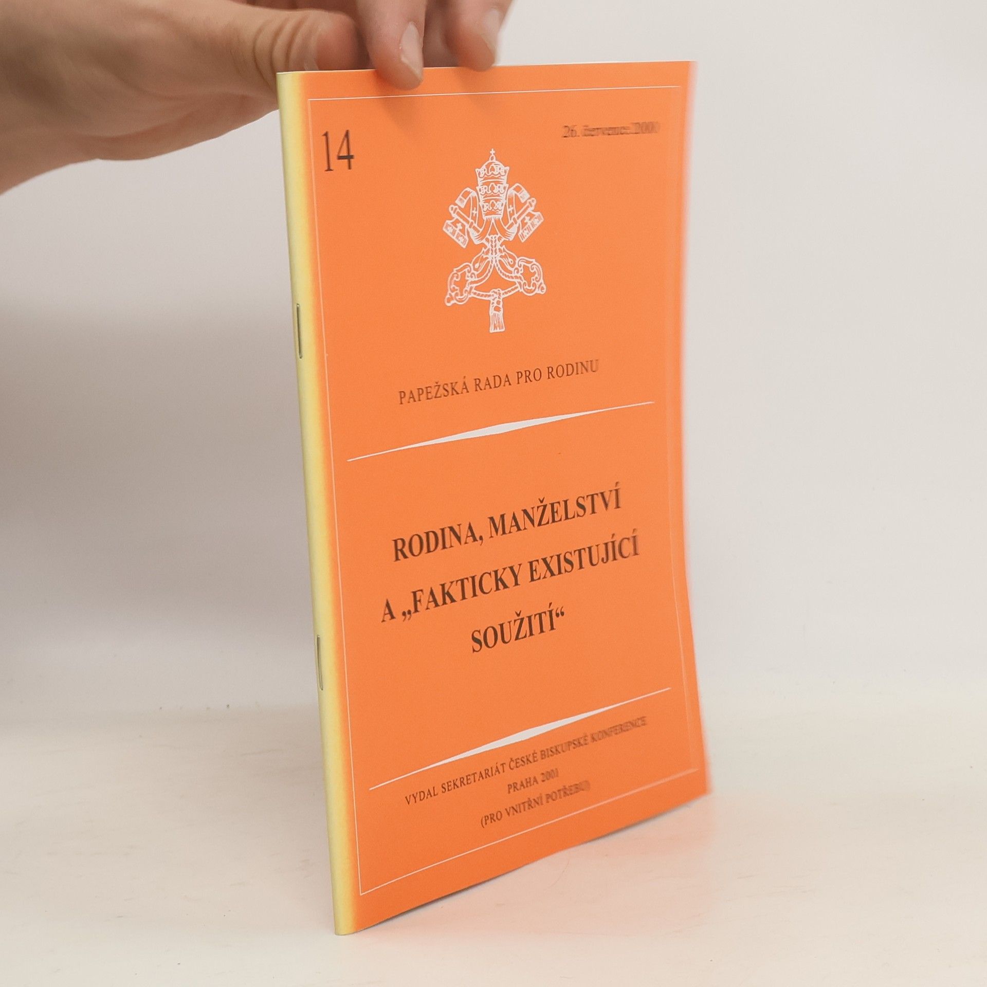 kolektiv Rodina, manželství a "fakticky existující soužití"