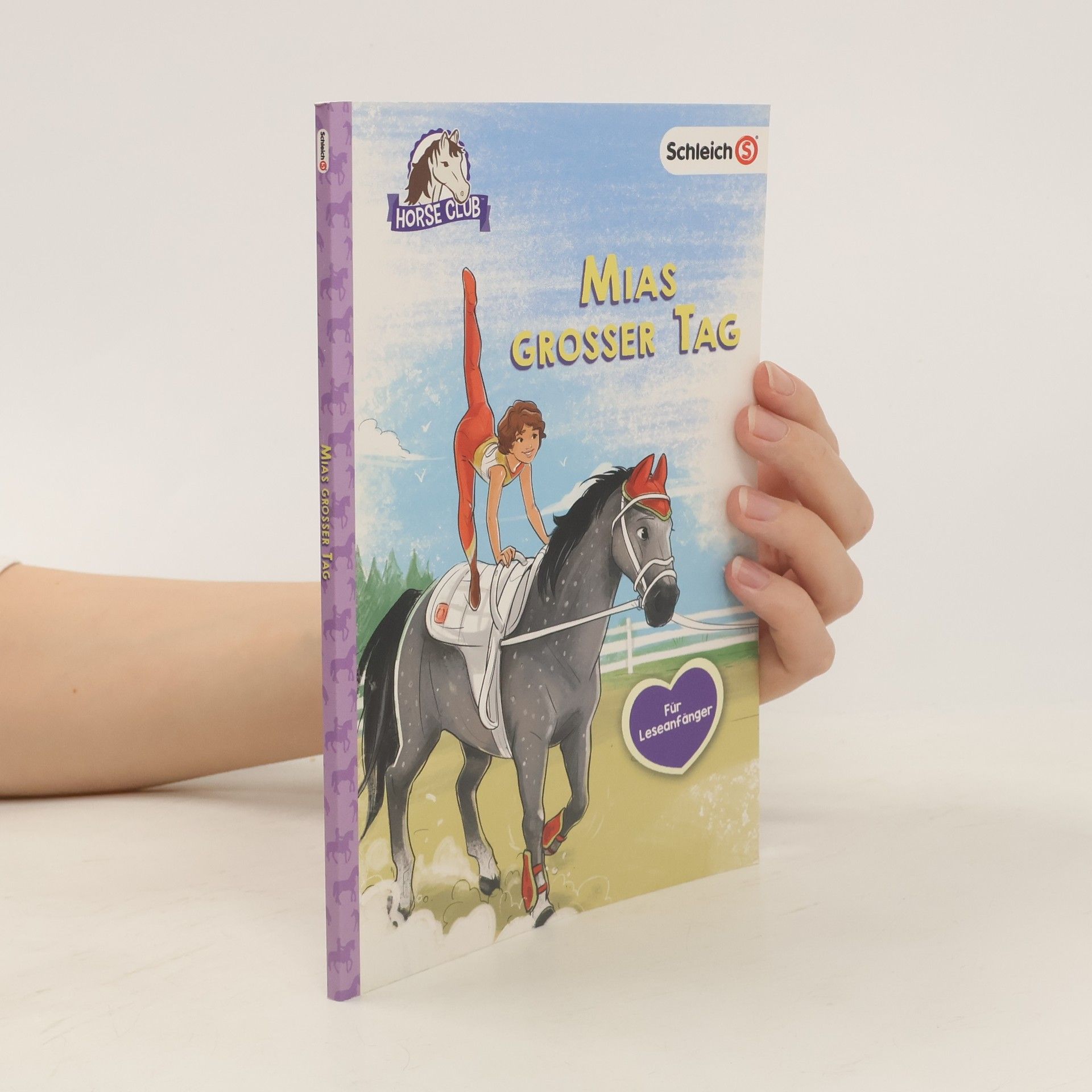 kolektiv Horse Club. Mias grosser Tag