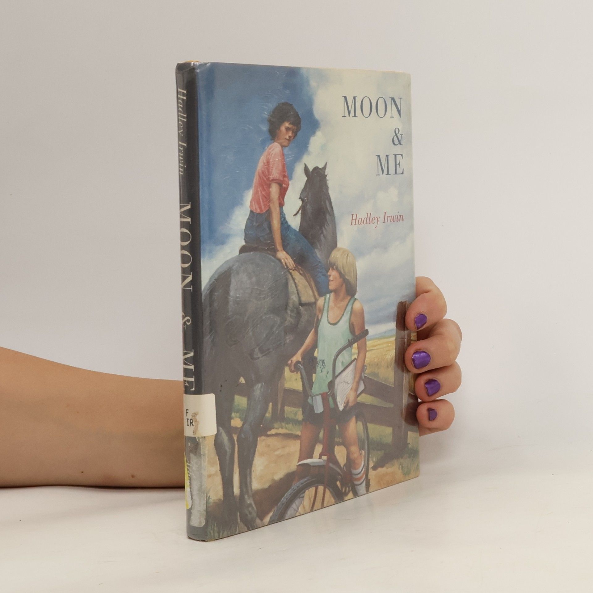 Hadley Irwin Moon & Me